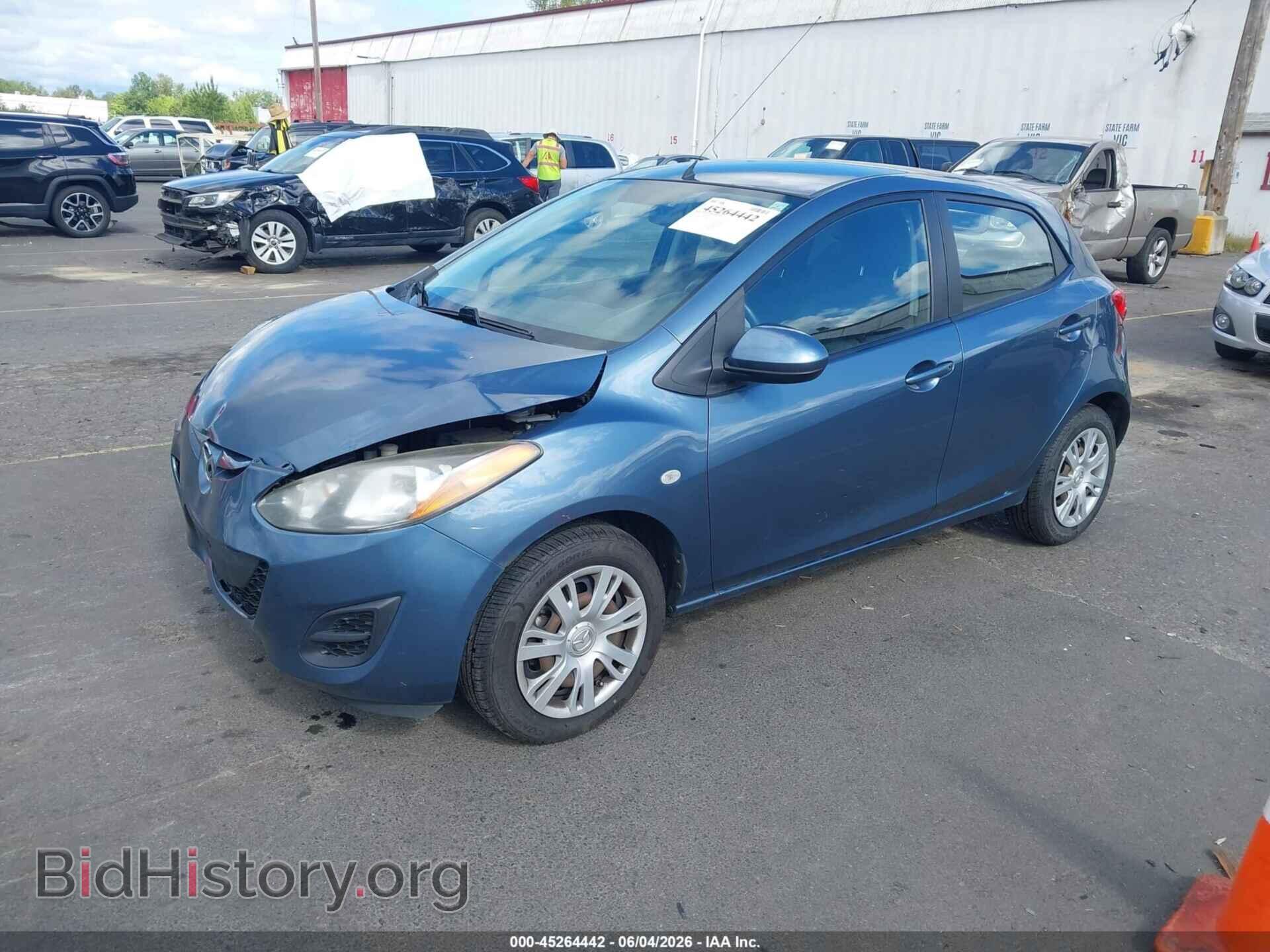 2014 MAZDA MAZDA2 - VIN: JM1DE1KZ7E0175504 - Photo 2