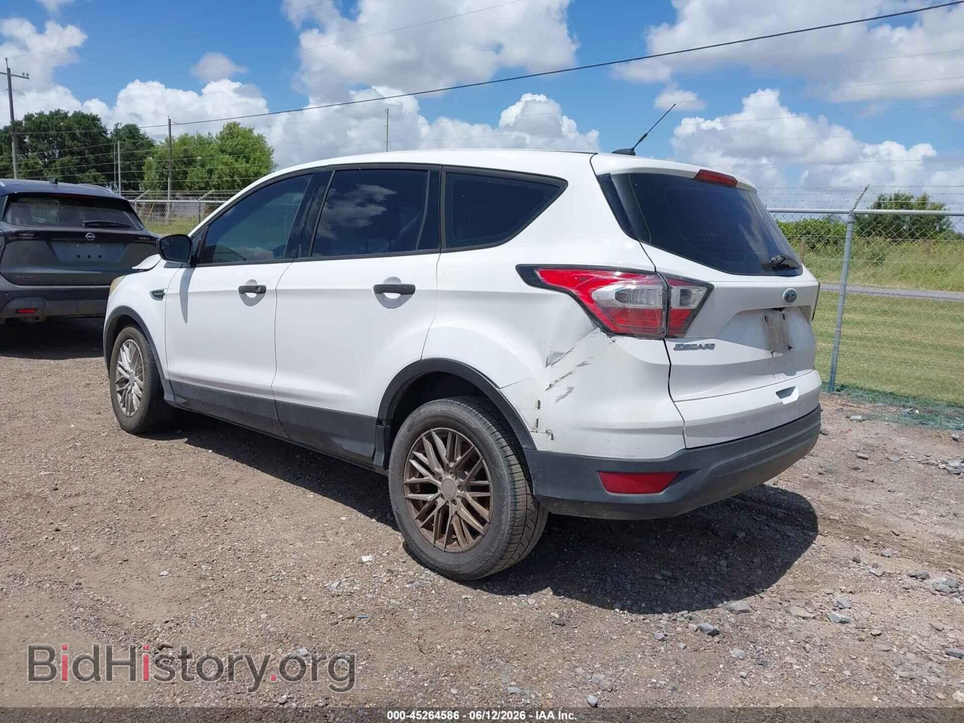 2017 FORD ESCAPE - VIN: 1FMCU0F72HUA38528 - Фото 3