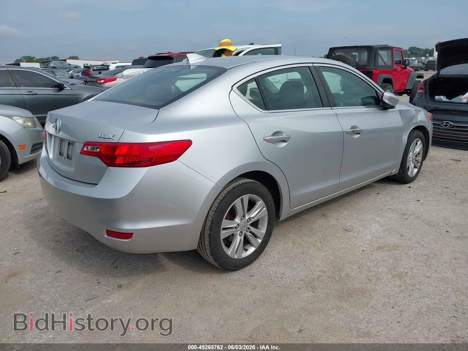 2013 ACURA ILX - VIN: 19VDE1F37DE021380 - Фото 4