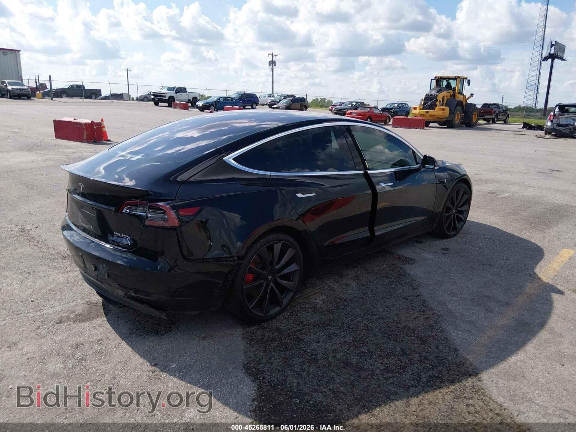 2018 TESLA MODEL 3 - VIN: 5YJ3E1EB3JF170838 - Photo 4