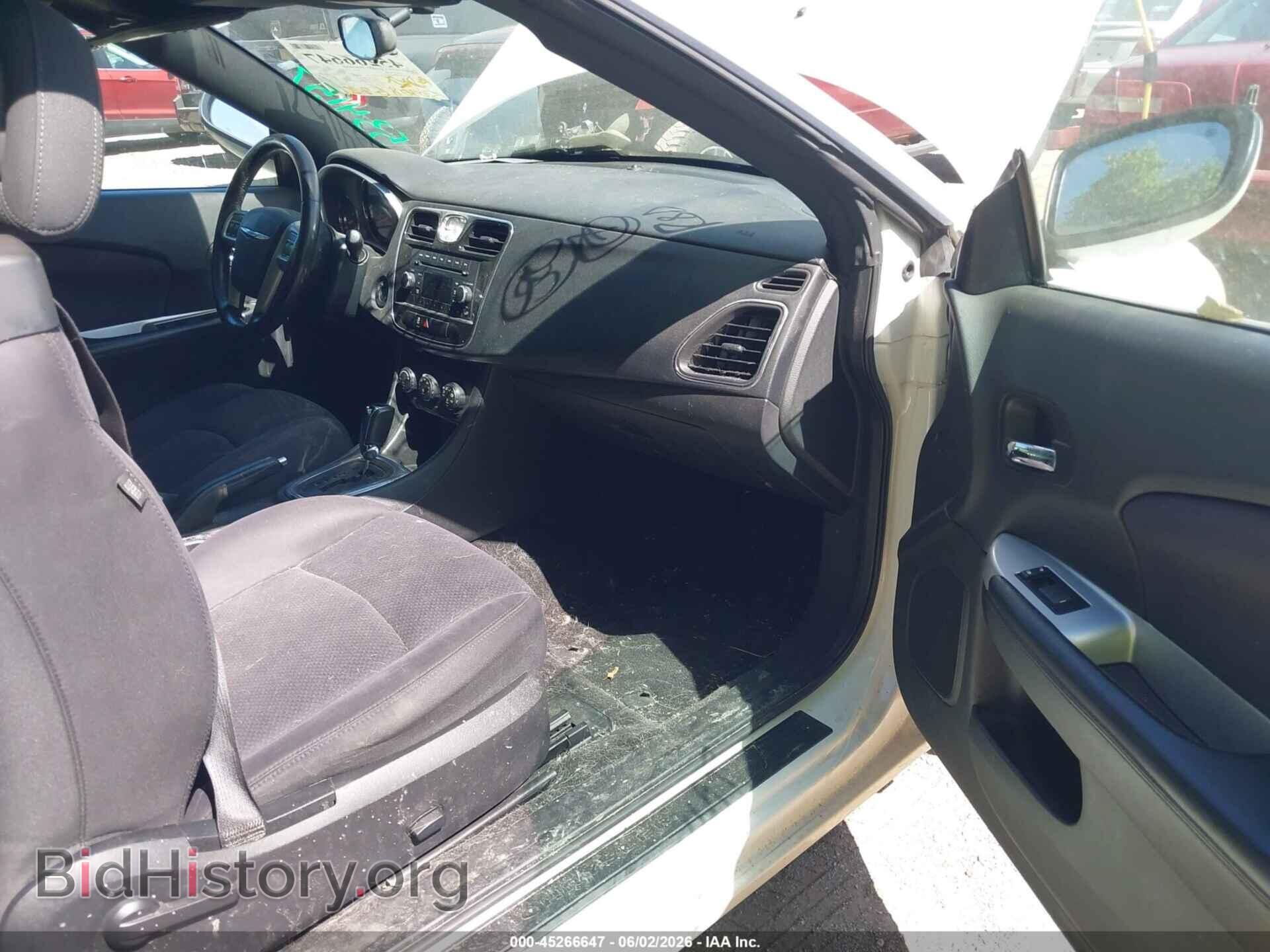 2013 CHRYSLER 200 - VIN: 1C3BCBEB8DN539825 - Photo 5