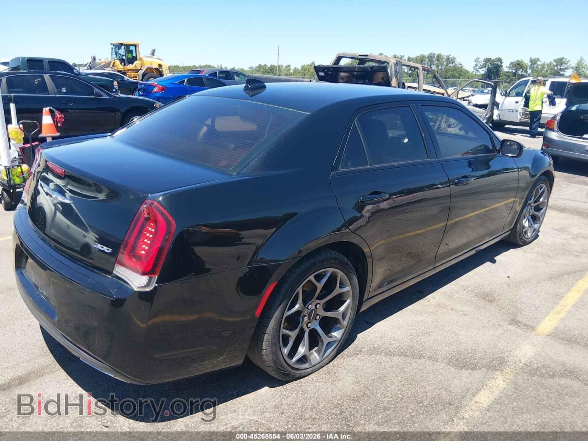 2017 CHRYSLER 300 - VIN: 2C3CCAAG8HH647425 - Photo 4