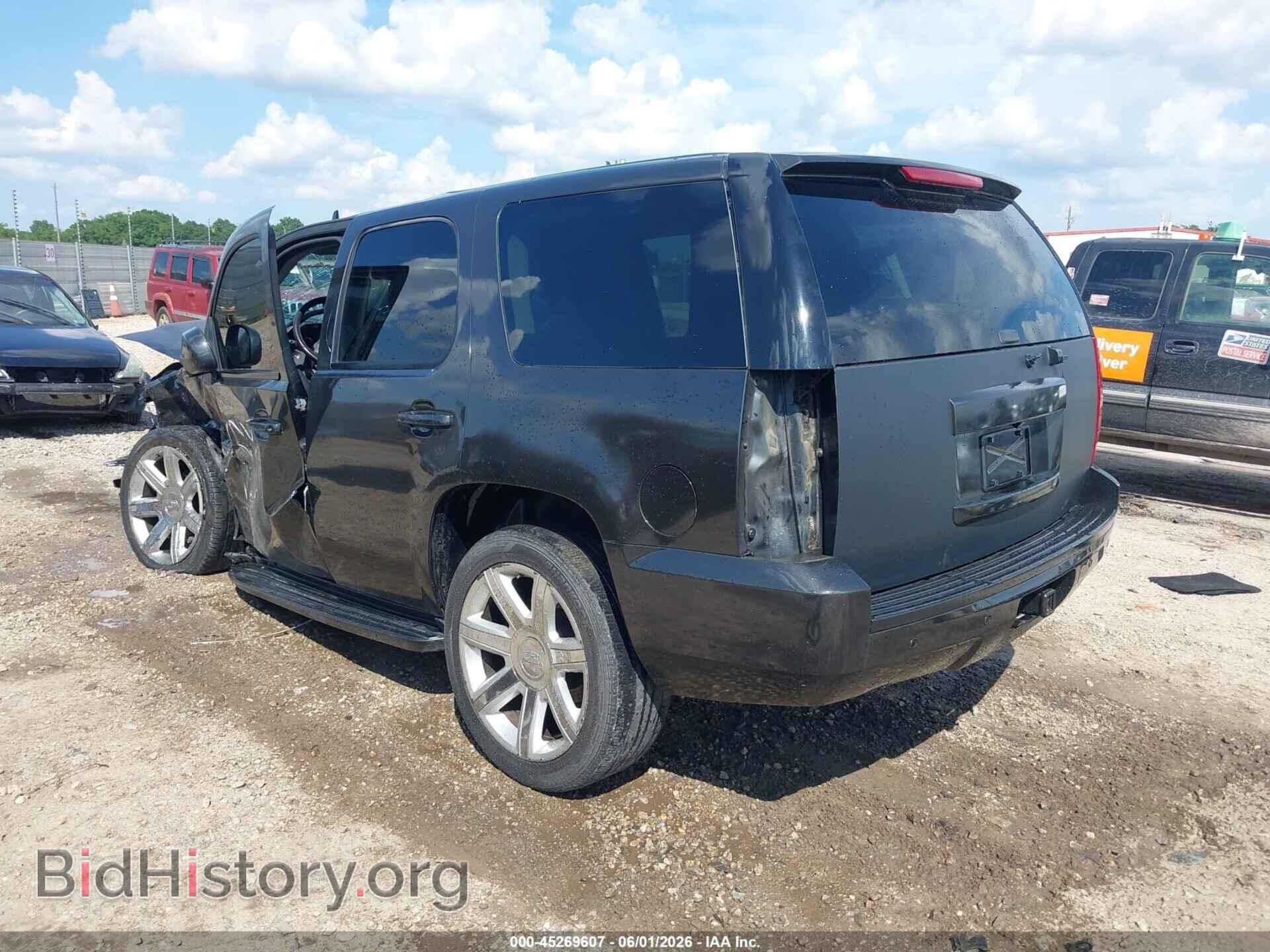 2011 GMC YUKON - VIN: 1GKS1CE04BR257679 - Photo 3