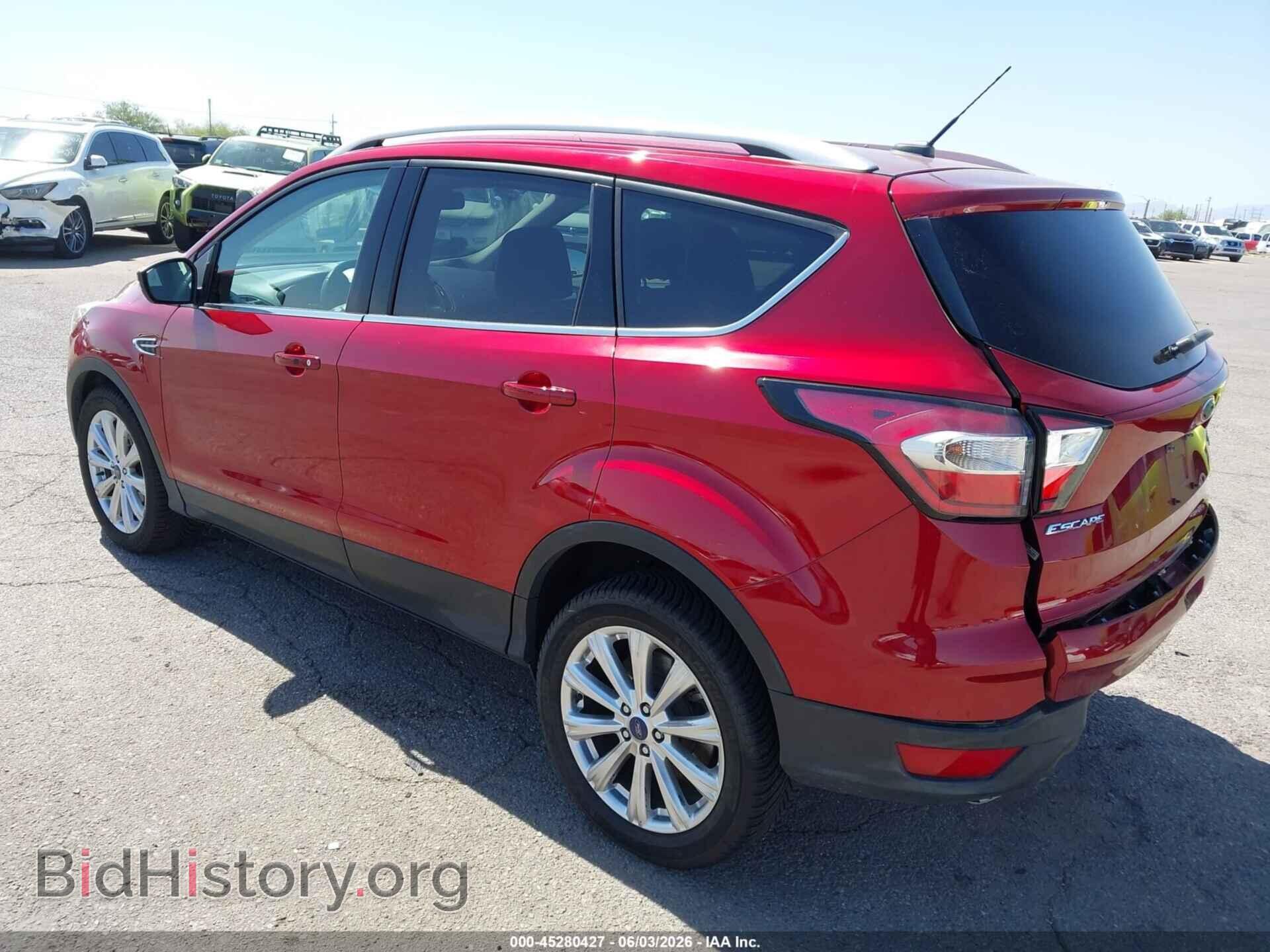 2017 FORD ESCAPE - VIN: 1FMCU9J92HUC95556 - Фото 3