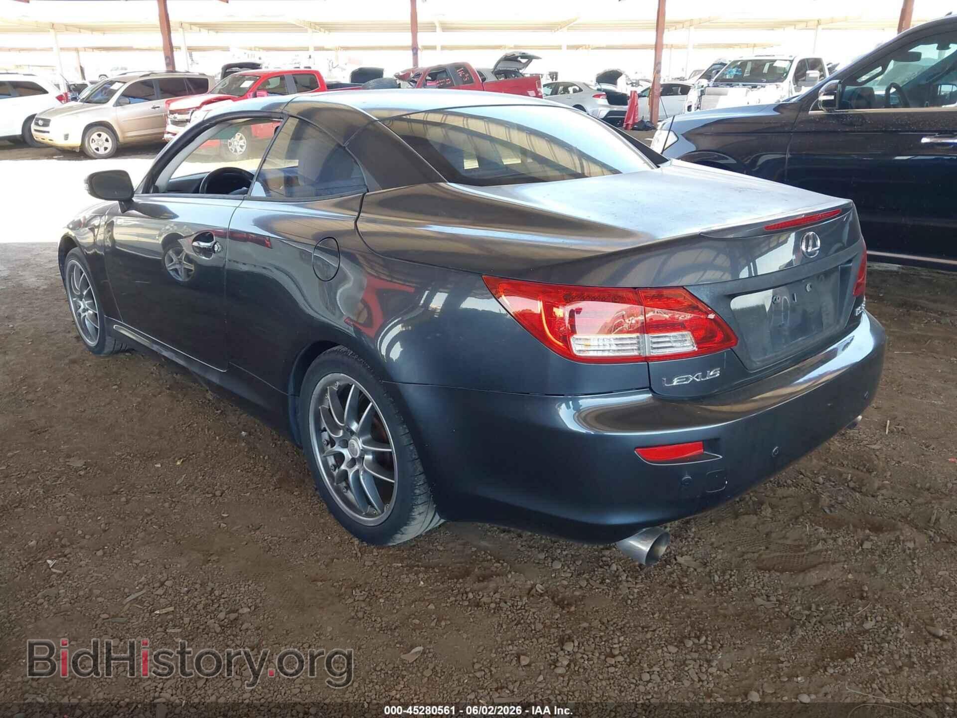 2010 LEXUS IS 350C - VIN: JTHFE2C20A2500359 - Photo 3
