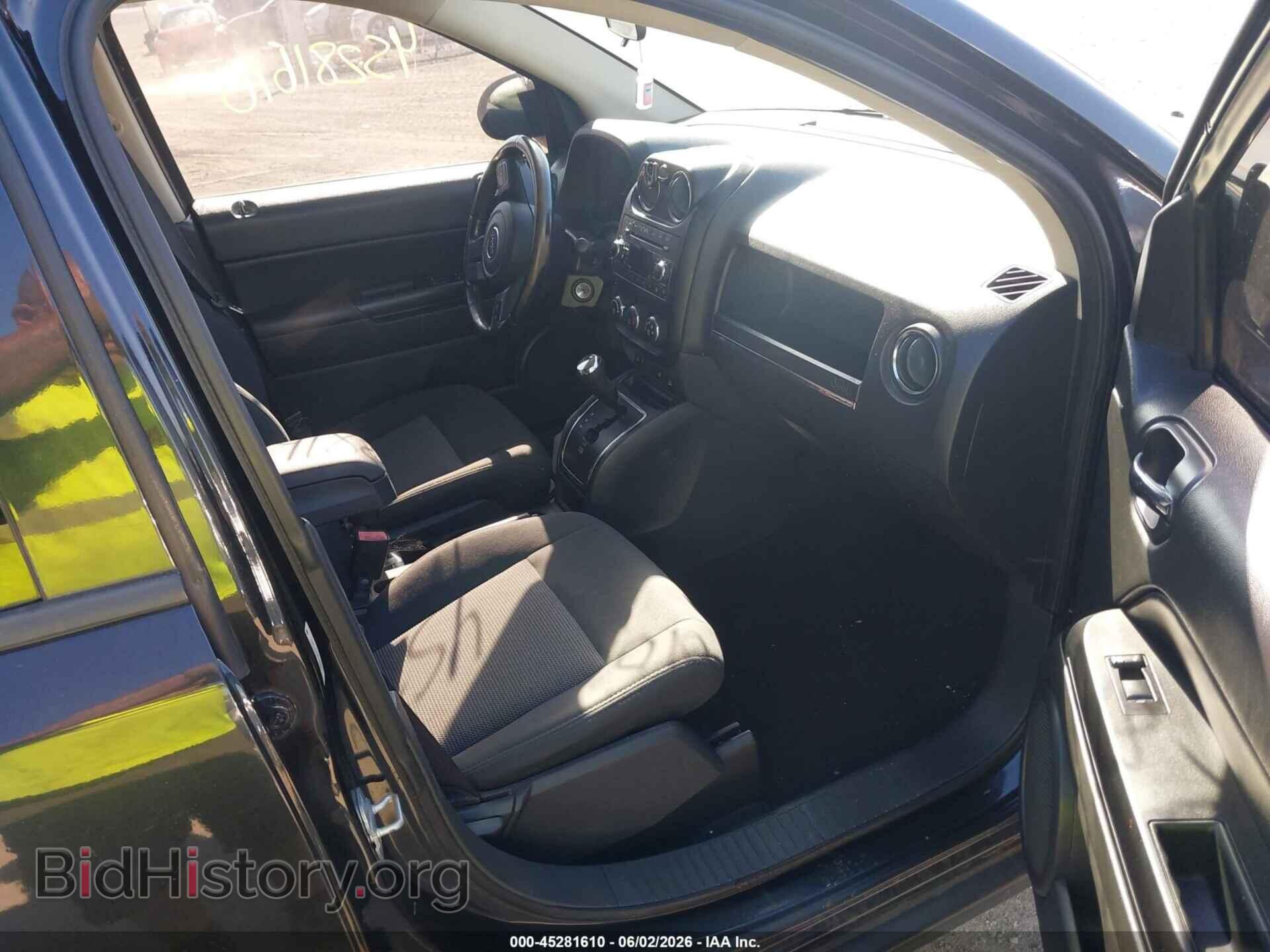 2011 JEEP COMPASS - VIN: 1J4NF1FB3BD150306 - Photo 5