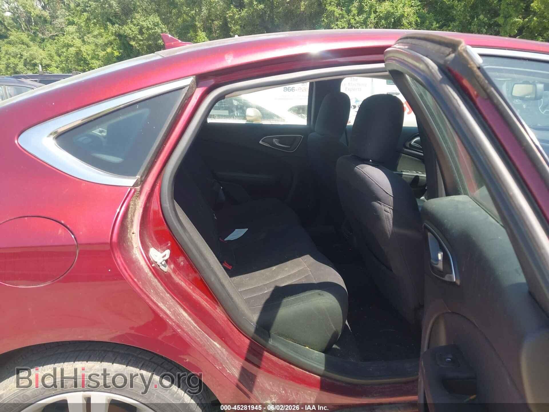 2015 CHRYSLER 200 - VIN: 1C3CCCAB8FN710351 - Фото 8
