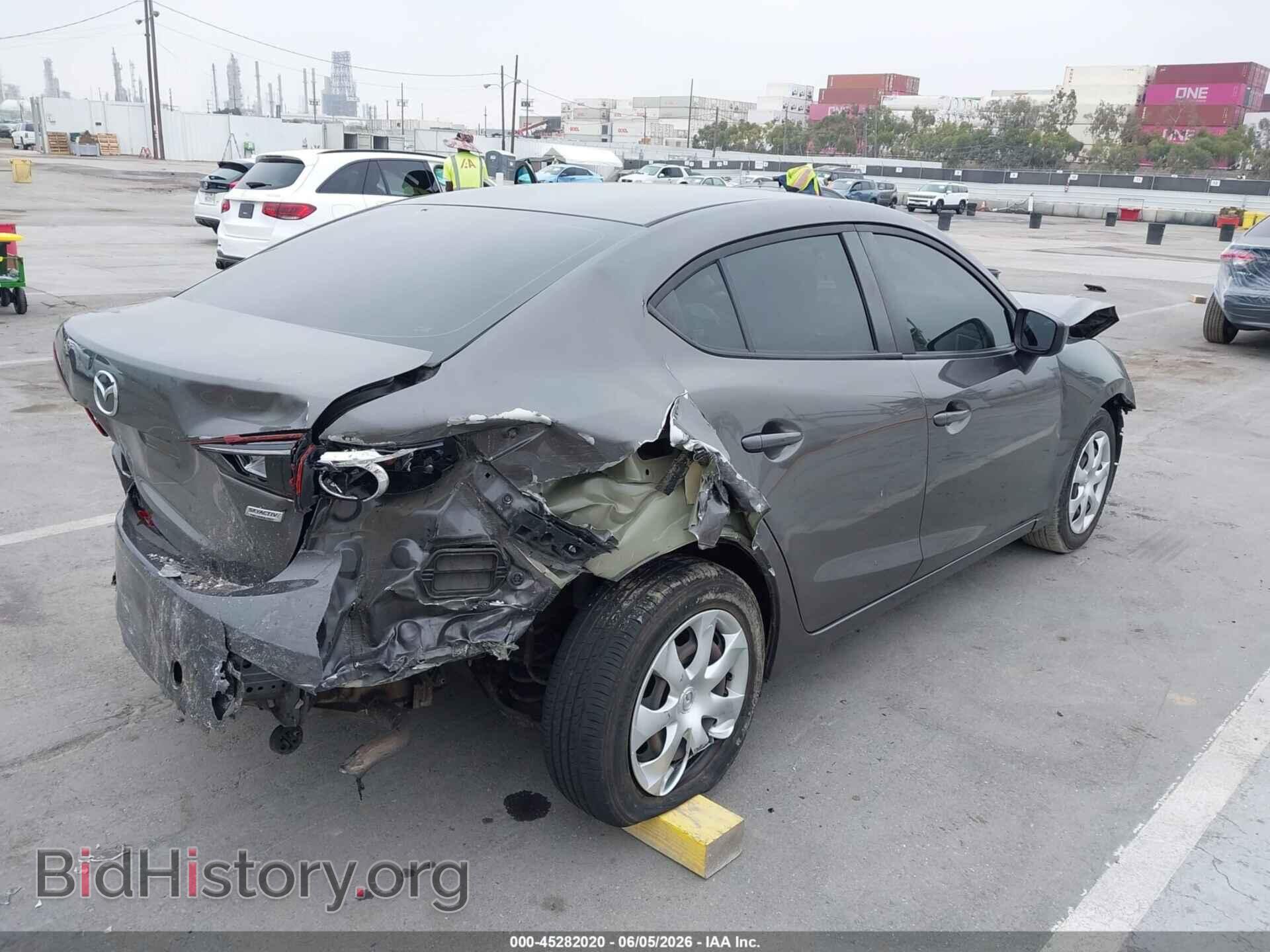2017 MAZDA MAZDA3 - VIN: 3MZBN1U77HM105311 - Фото 4