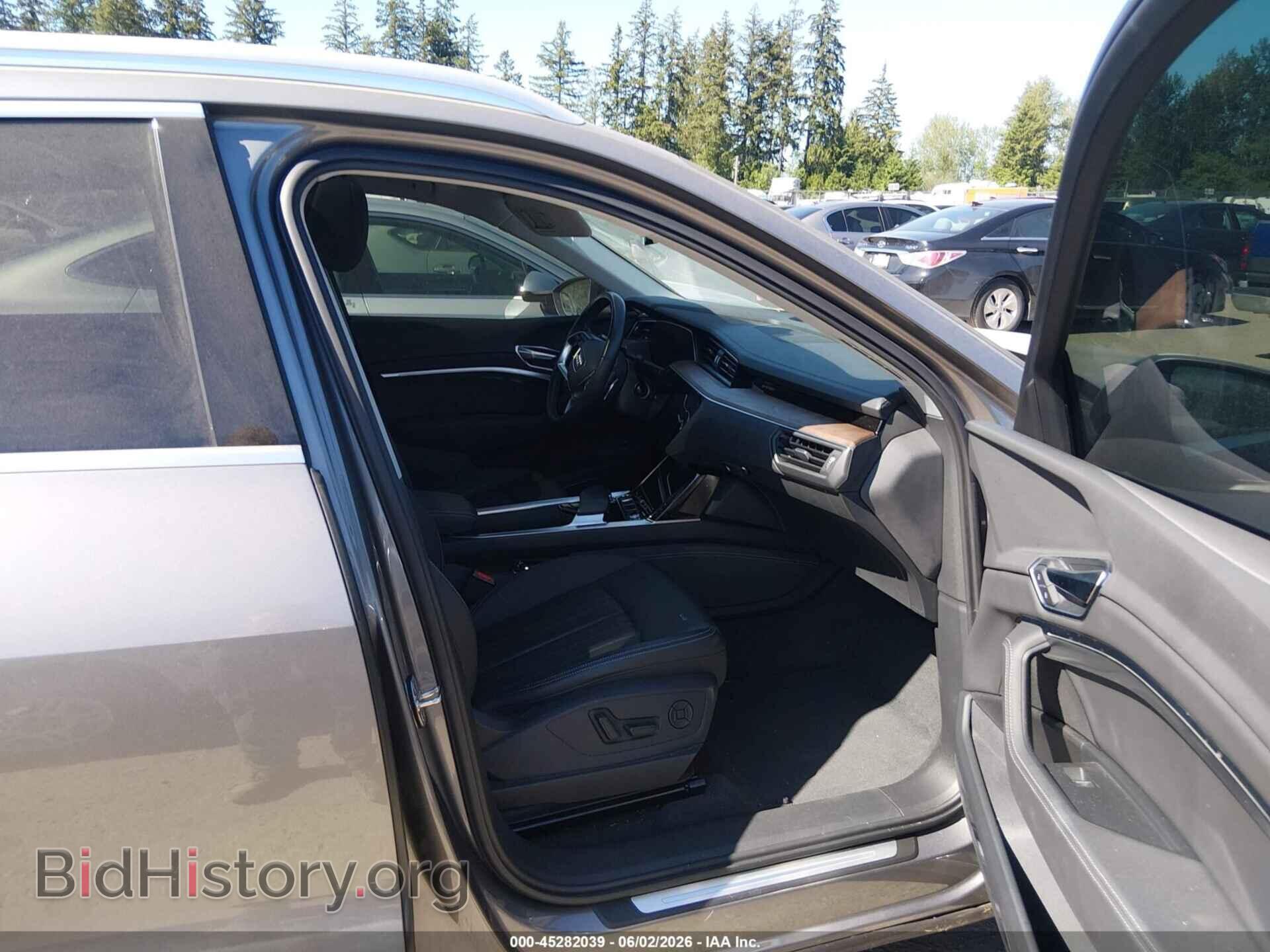 2019 AUDI E-TRON - VIN: WA1LABGE5KB021273 - Photo 5