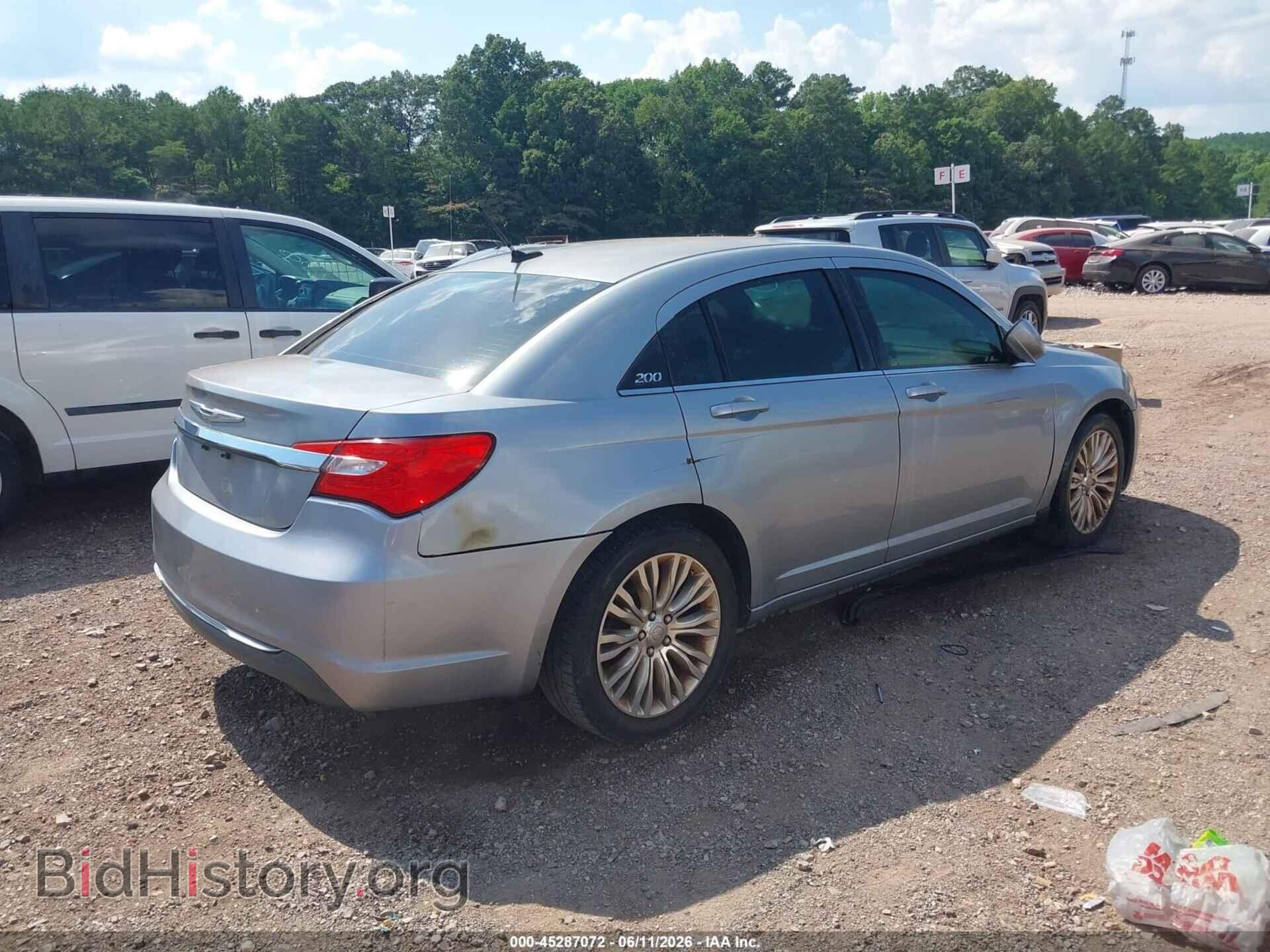 2013 CHRYSLER 200 - VIN: 1C3CCBAB3DN685771 - Photo 4