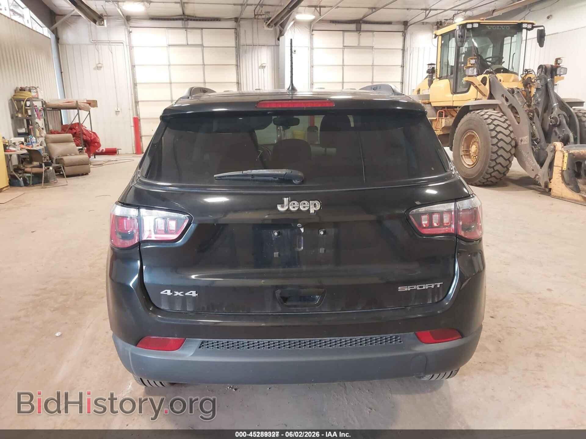 2018 JEEP COMPASS - VIN: 3C4NJDAB4JT359639 - Фото 16
