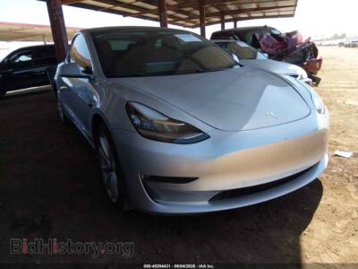 2018 Tesla MODEL 3, silver — VIN 5YJ3E1EA5JF098466, IAAI