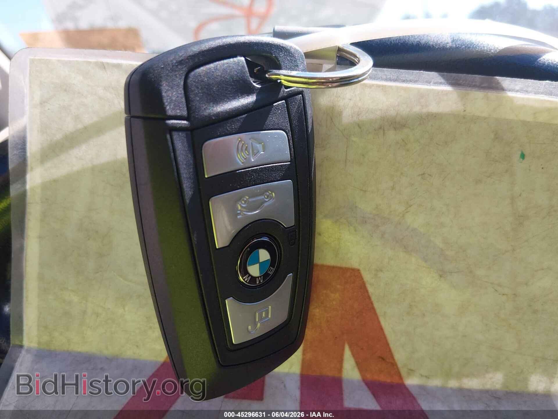 2012 BMW 528I - VIN: WBAXH5C59CDW09044 - Фото 11
