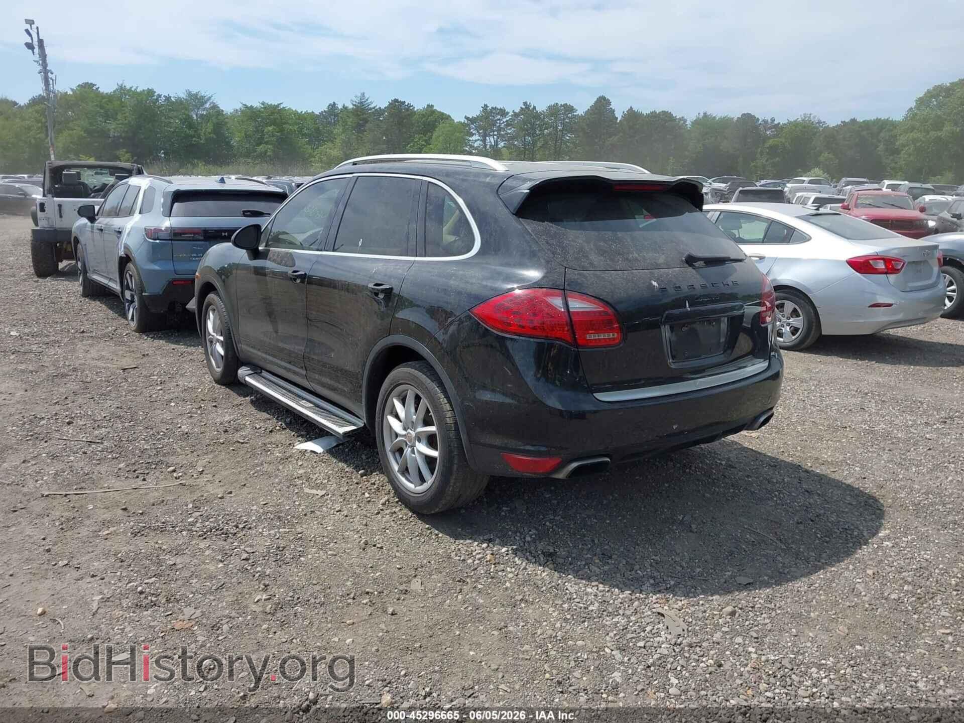 2011 PORSCHE CAYENNE - VIN: WP1AA2A22BLA05486 - Фото 3