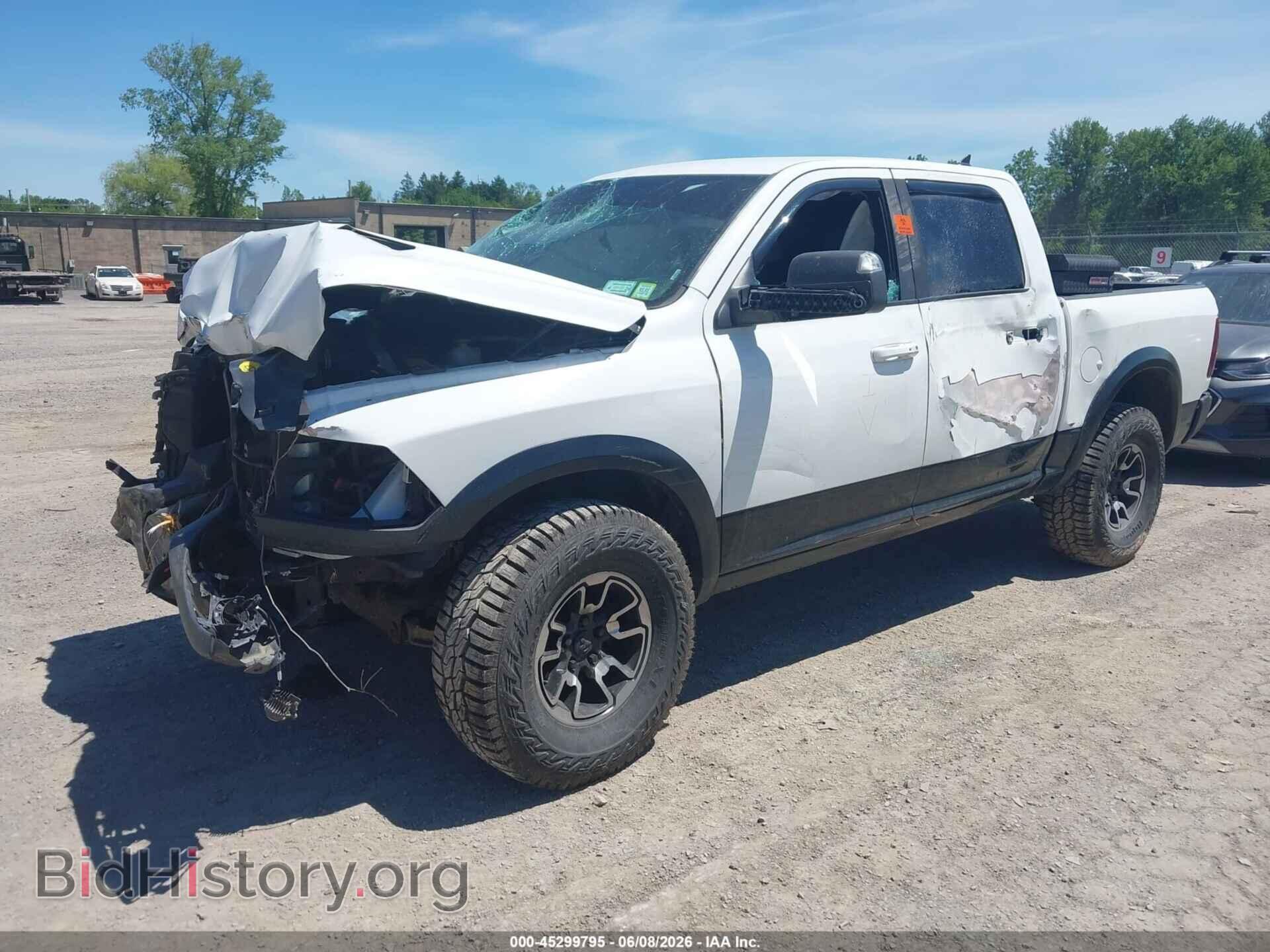 2018 RAM 1500 - VIN: 1C6RR7YT6JS122430 - Фото 2