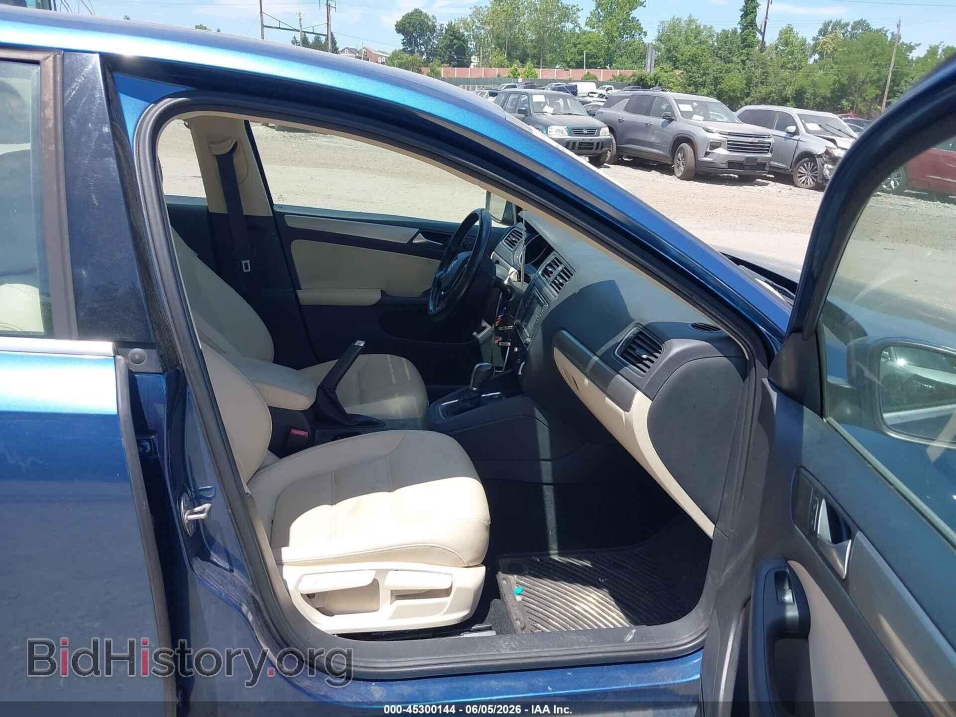 2017 VOLKSWAGEN JETTA - VIN: 3VWDB7AJ6HM355482 - Фото 5