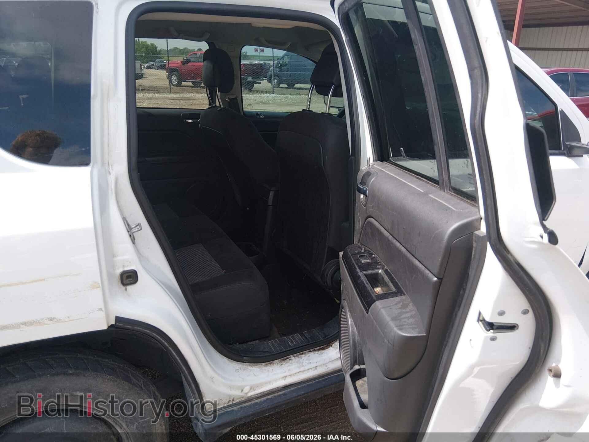 2016 JEEP COMPASS - VIN: 1C4NJCBA0GD681435 - Фото 8