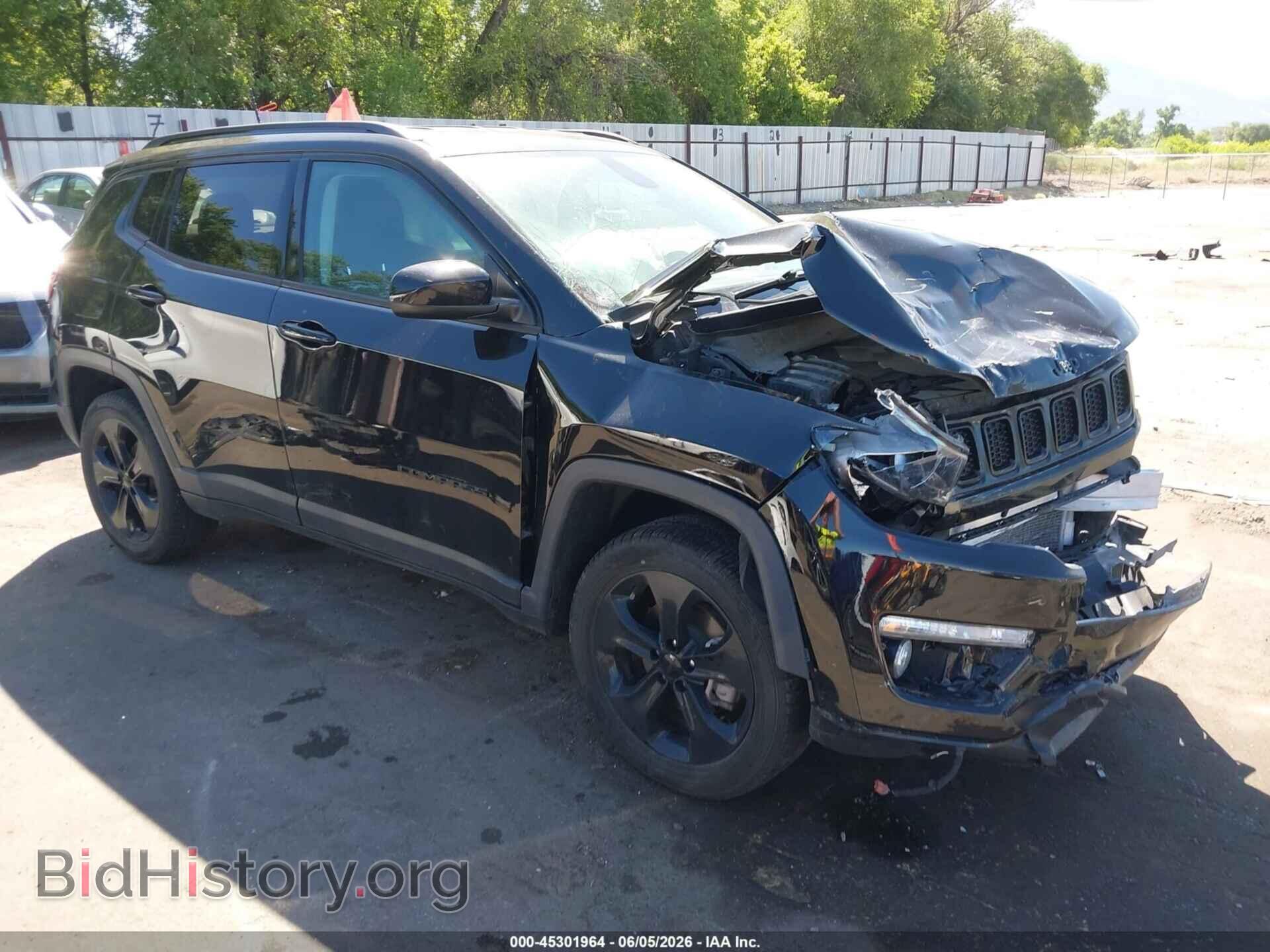 Фотография 3C4NJDBB9LT256105 - JEEP COMPASS 2020