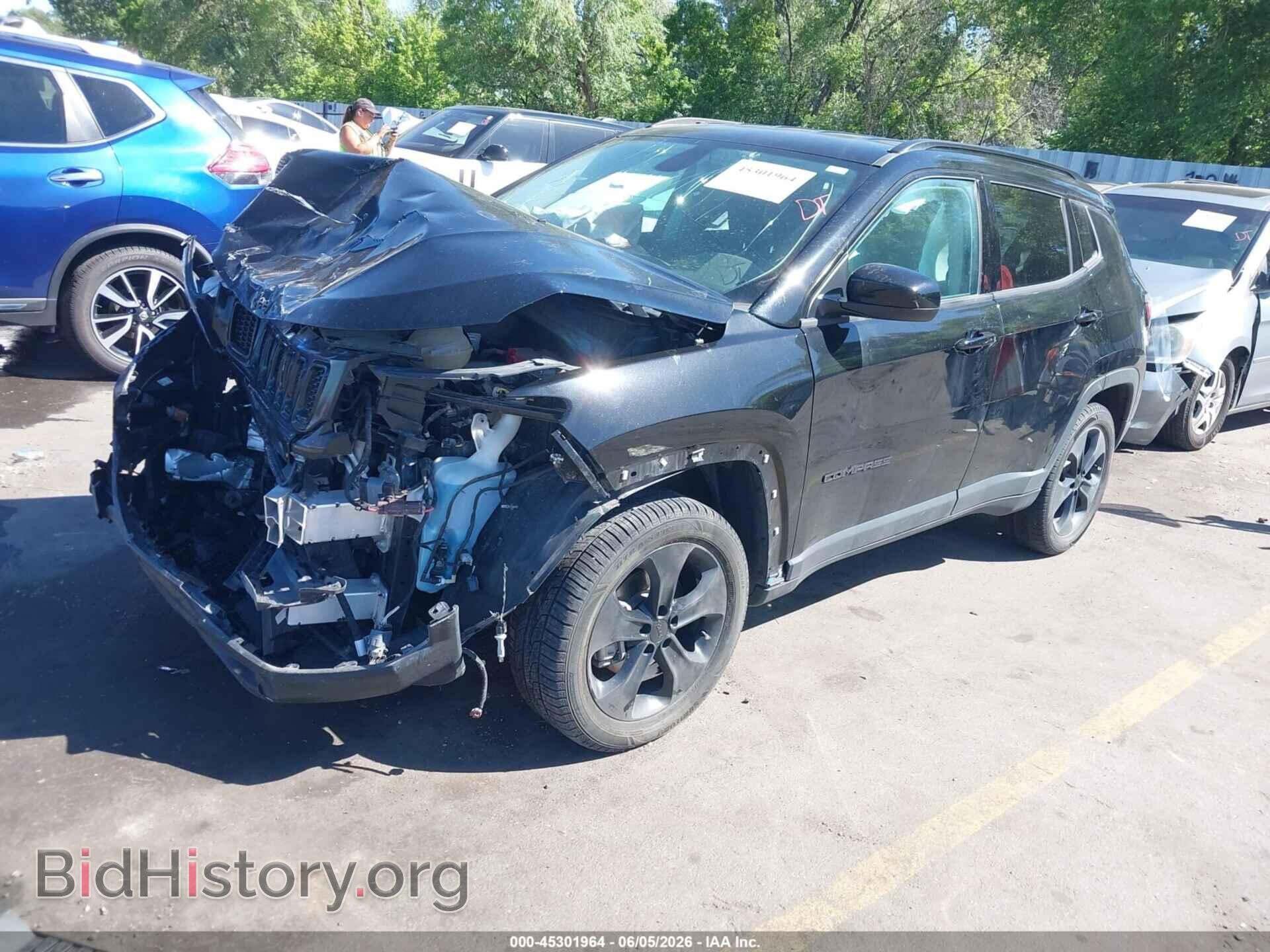 2020 JEEP COMPASS - VIN: 3C4NJDBB9LT256105 - Фото 2