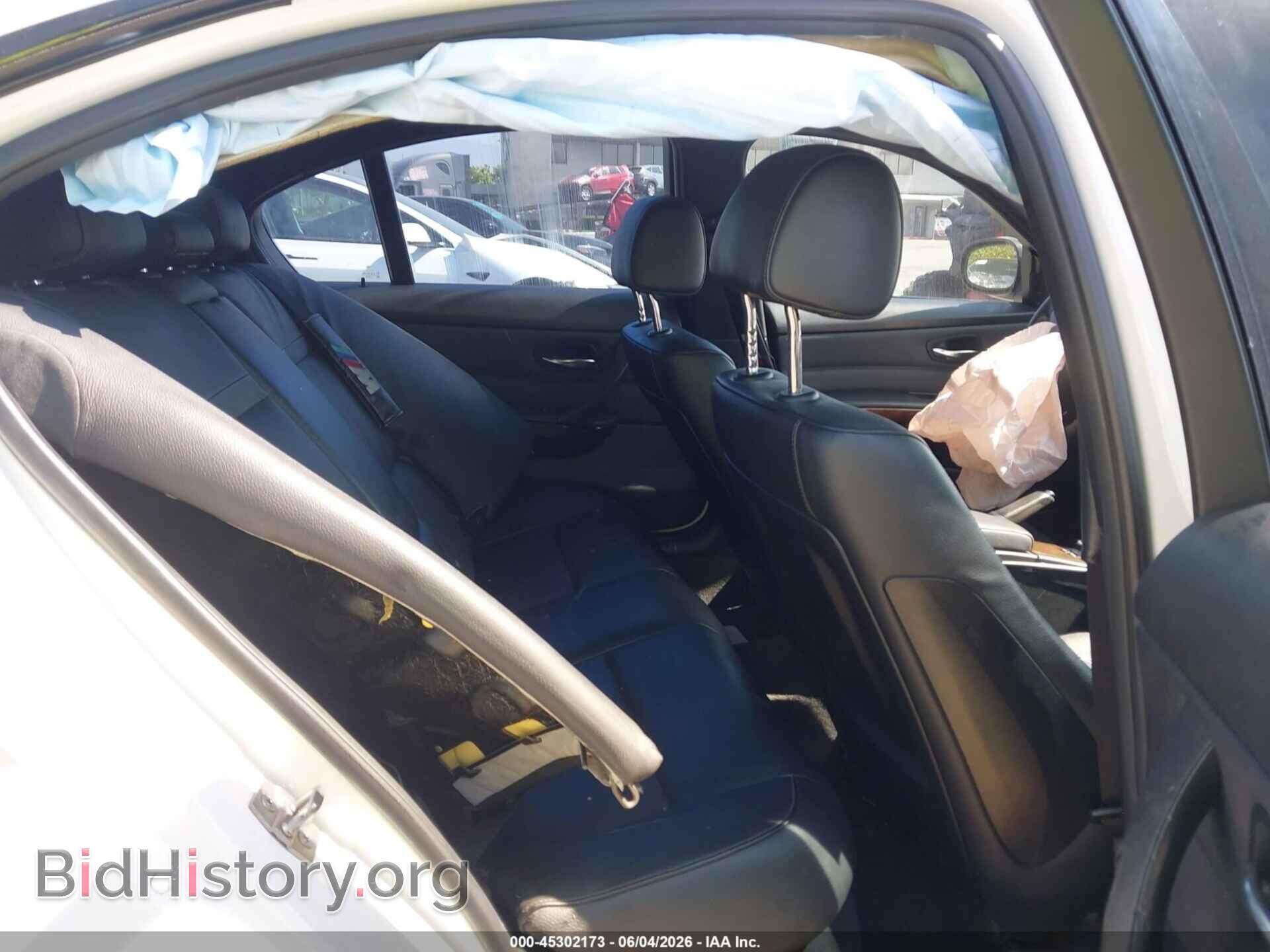 2011 BMW 328I - VIN: WBAPH5C58BF093276 - Фото 8