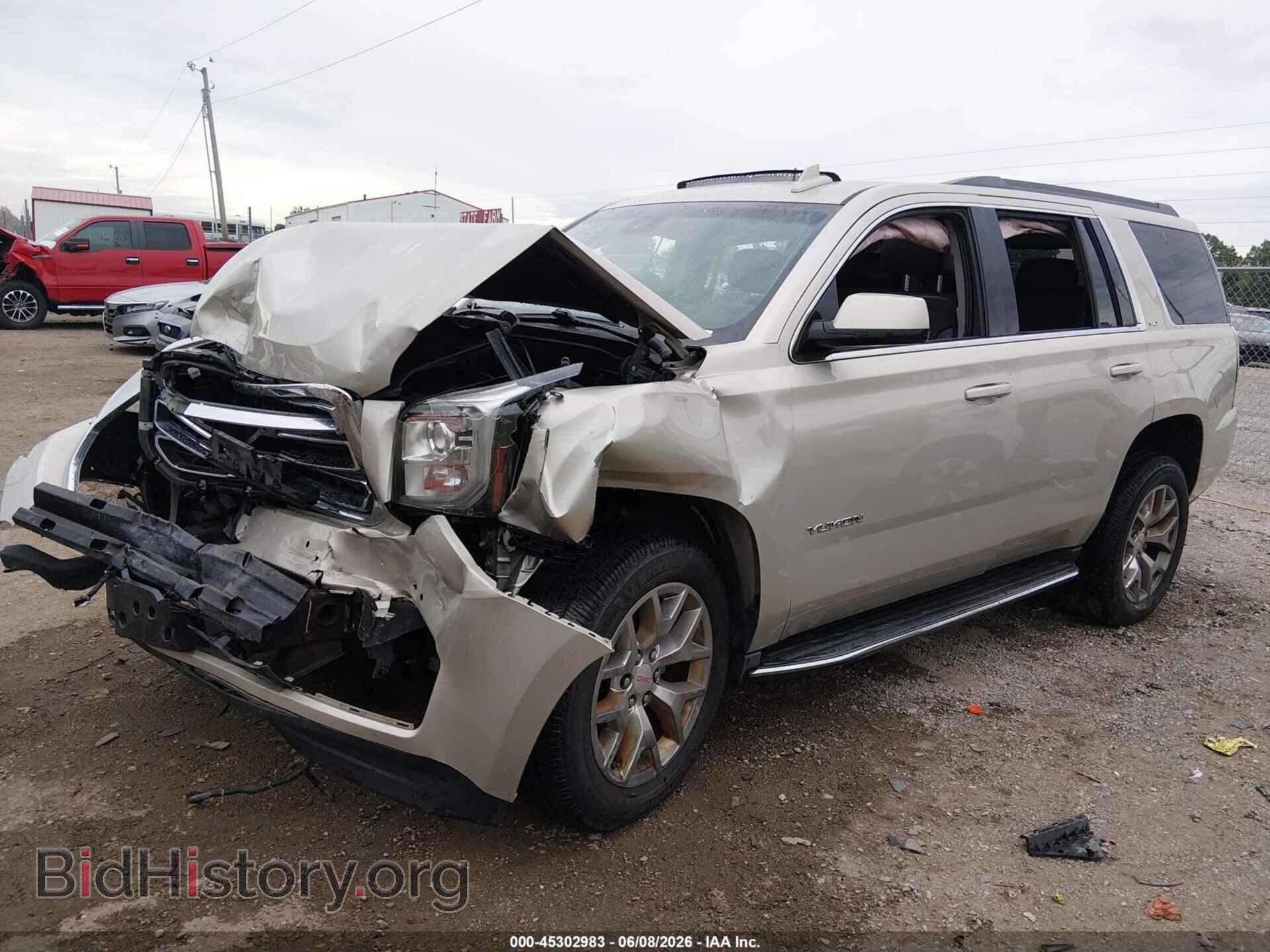 2015 GMC YUKON - VIN: 1GKS1BKC5FR686974 - Photo 2