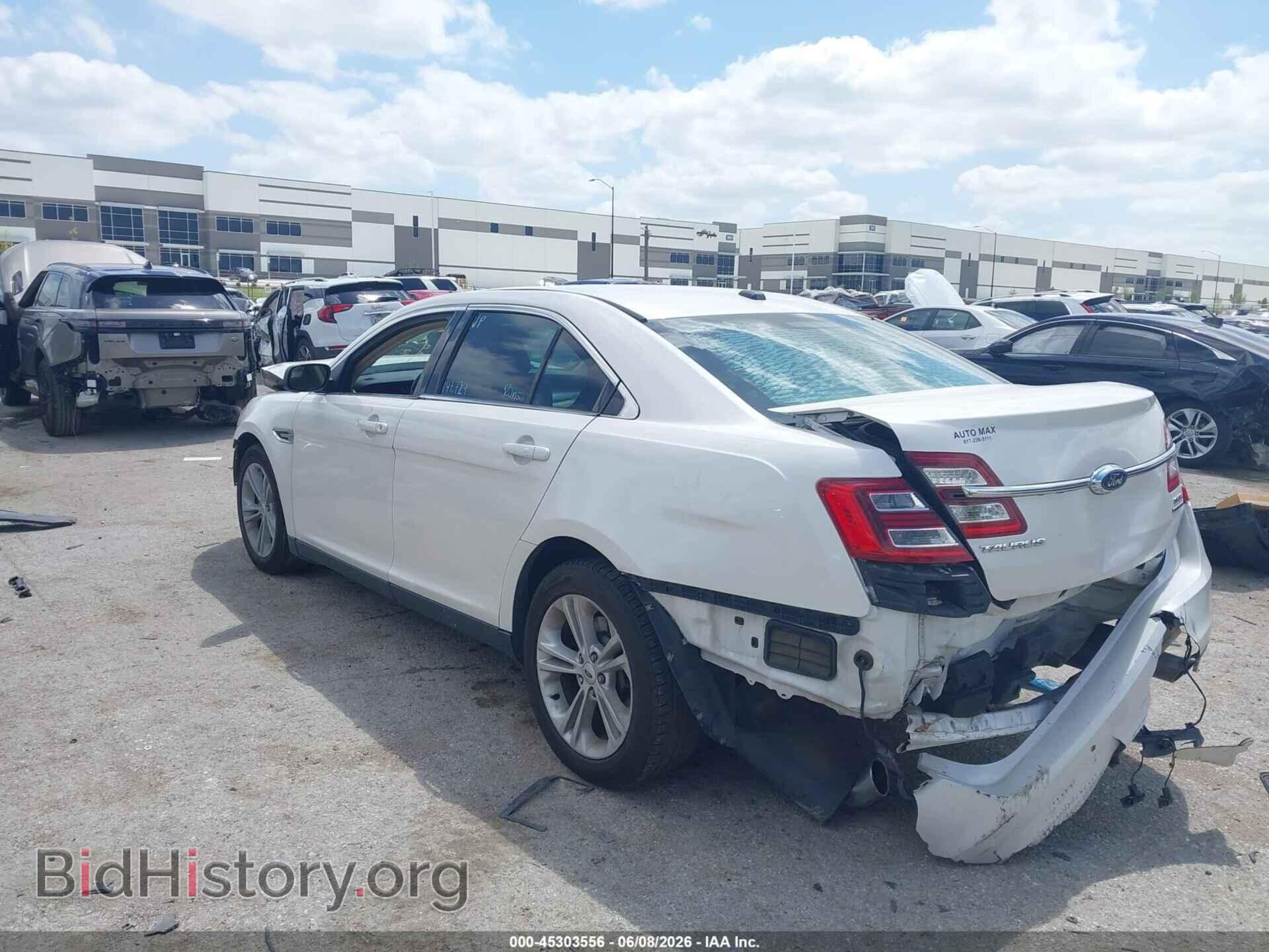 2018 FORD TAURUS - VIN: 1FAHP2E88JG103111 - Фото 3