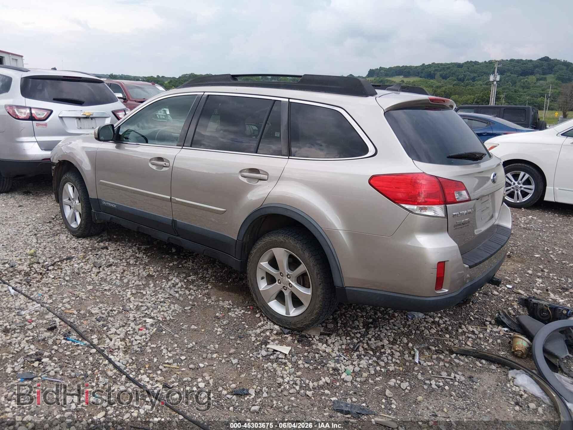 2014 SUBARU OUTBACK - VIN: 4S4BRCLC7E3218945 - Фото 3