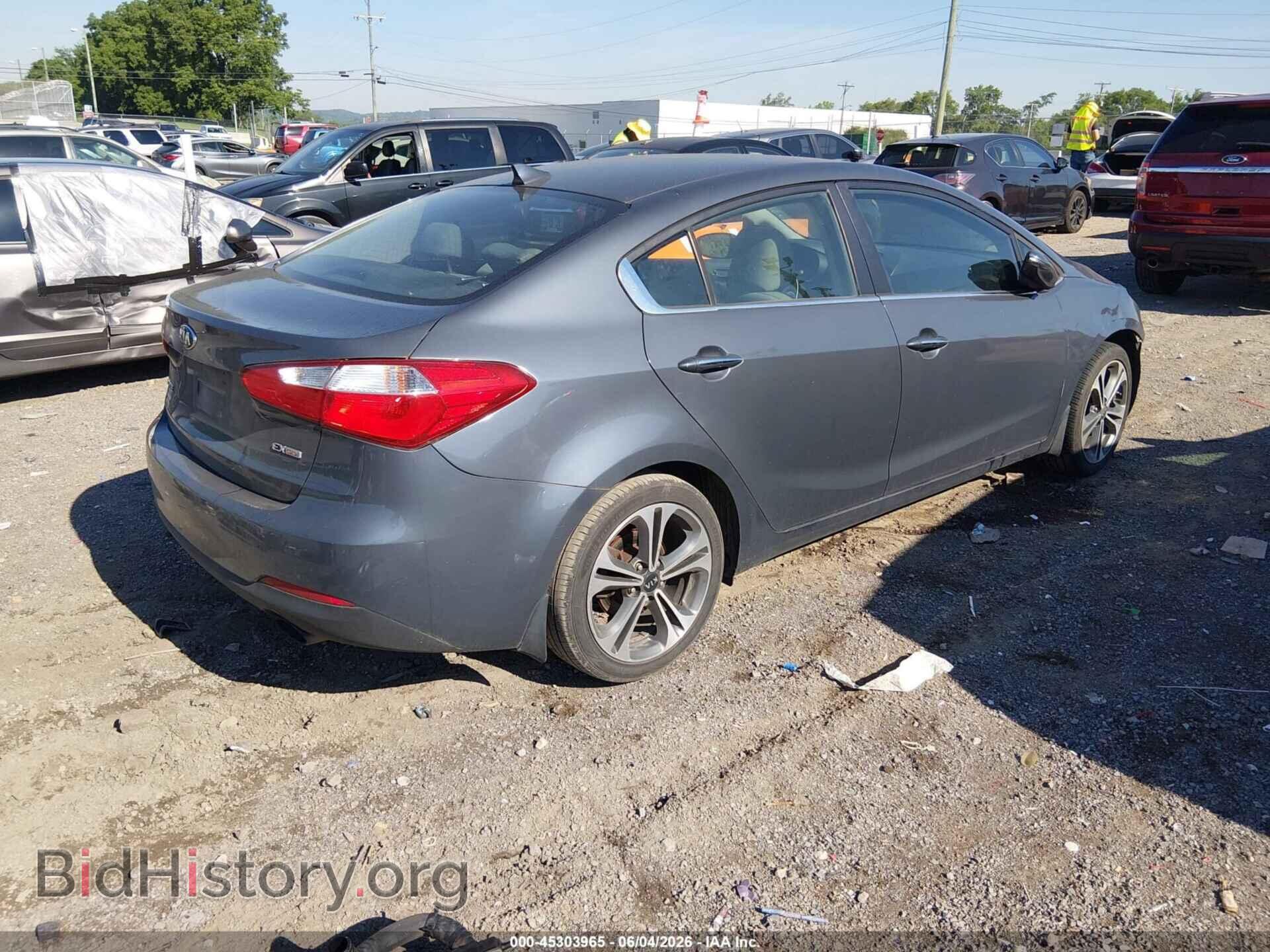 2015 KIA FORTE - VIN: KNAFX4A88F5282575 - Photo 4