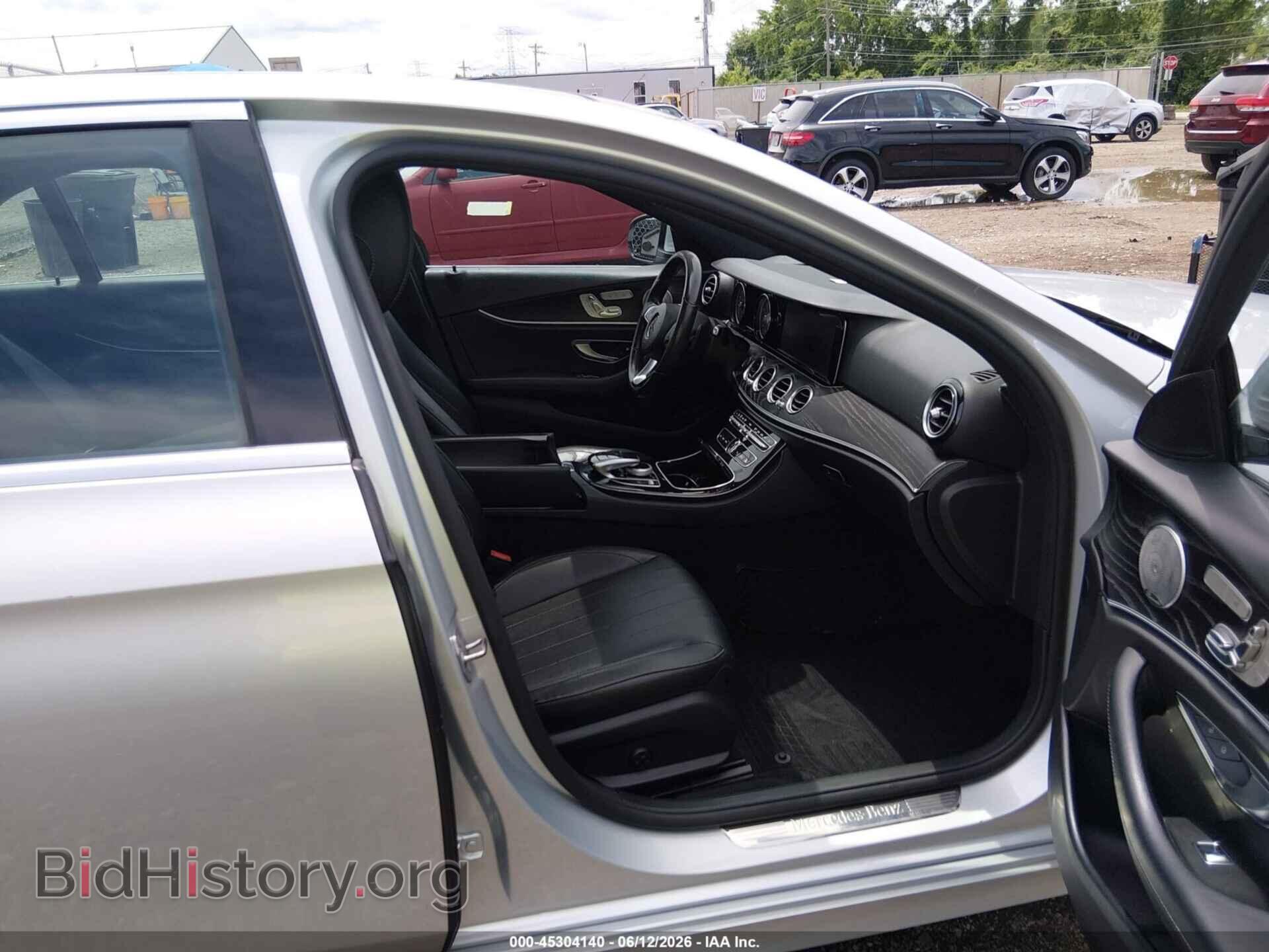 2017 MERCEDES-BENZ E 300 - VIN: WDDZF4KB3HA045084 - Фото 5