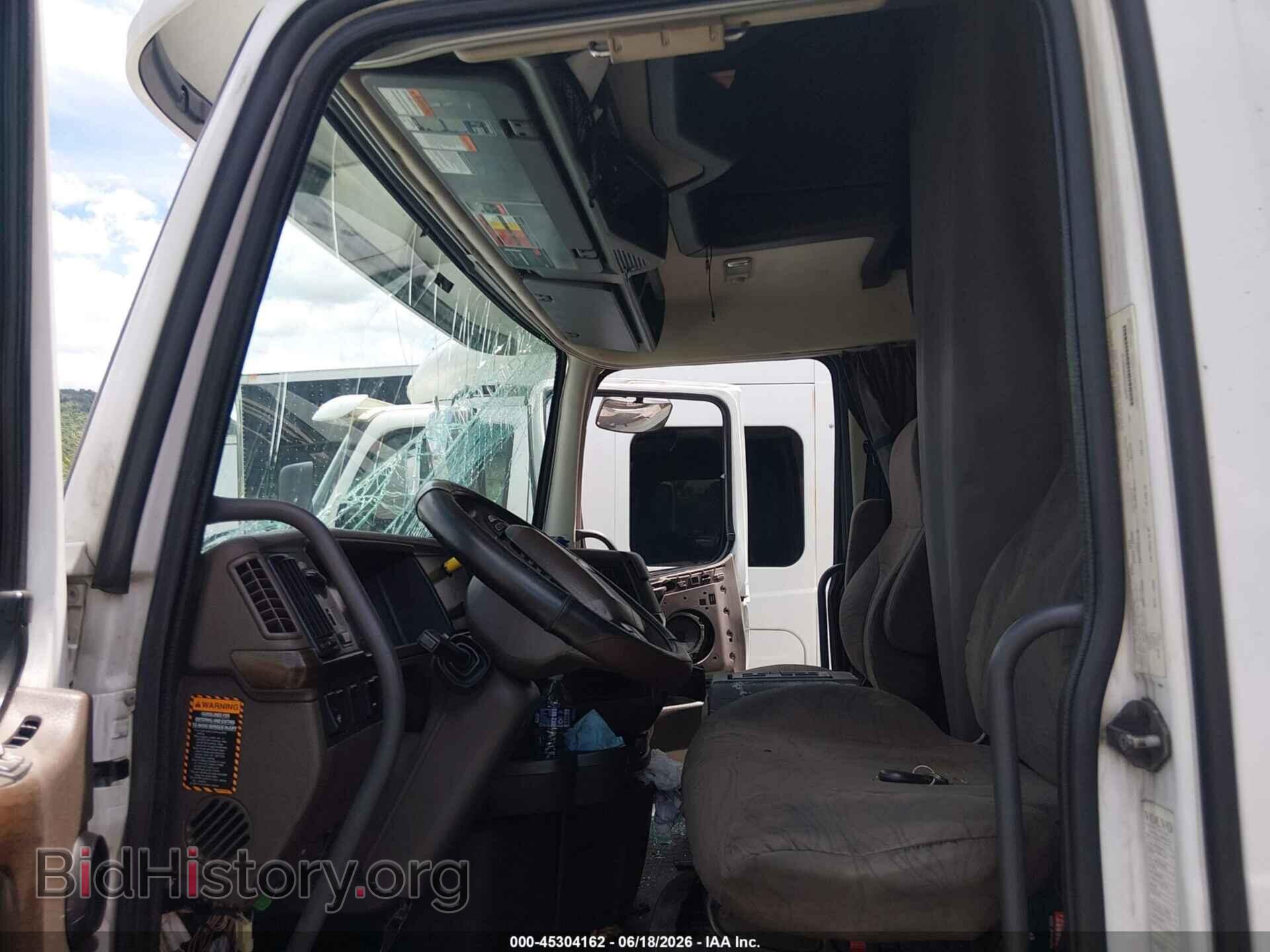 2017 VOLVO VNL - VIN: 4V4NC9TK2HN980719 - Photo 7