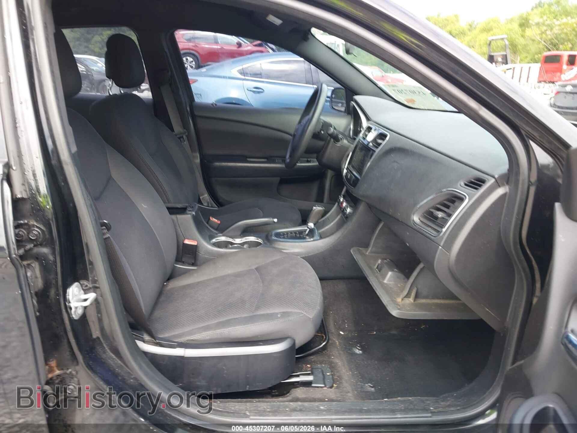 2014 CHRYSLER 200 - VIN: 1C3CCBAB1EN206135 - Фото 5