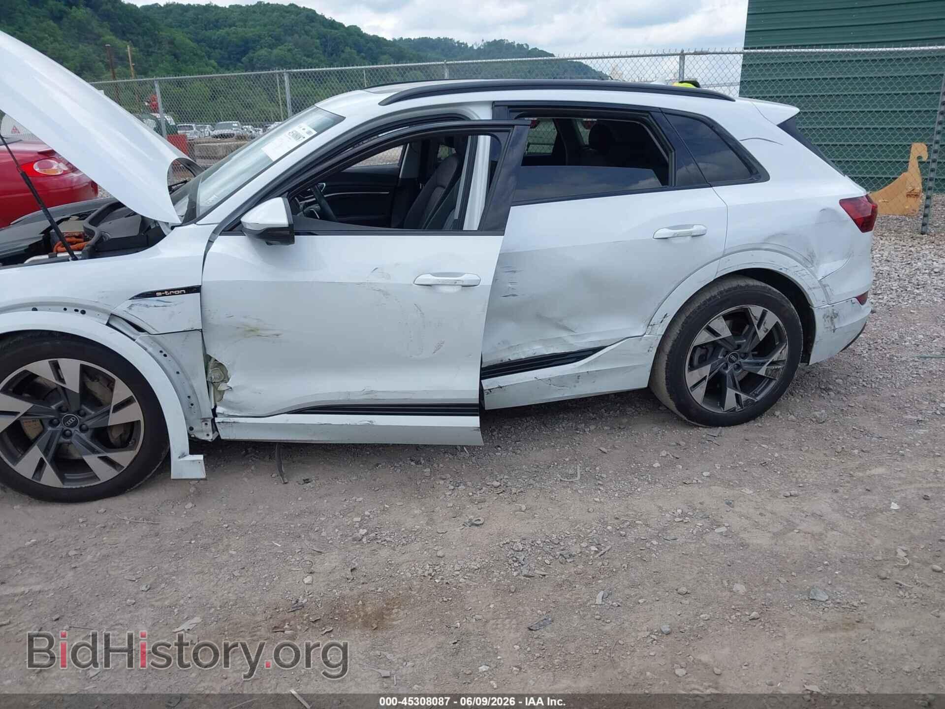 2022 AUDI E-TRON - VIN: WA1AAAGE7NB005095 - Фото 6