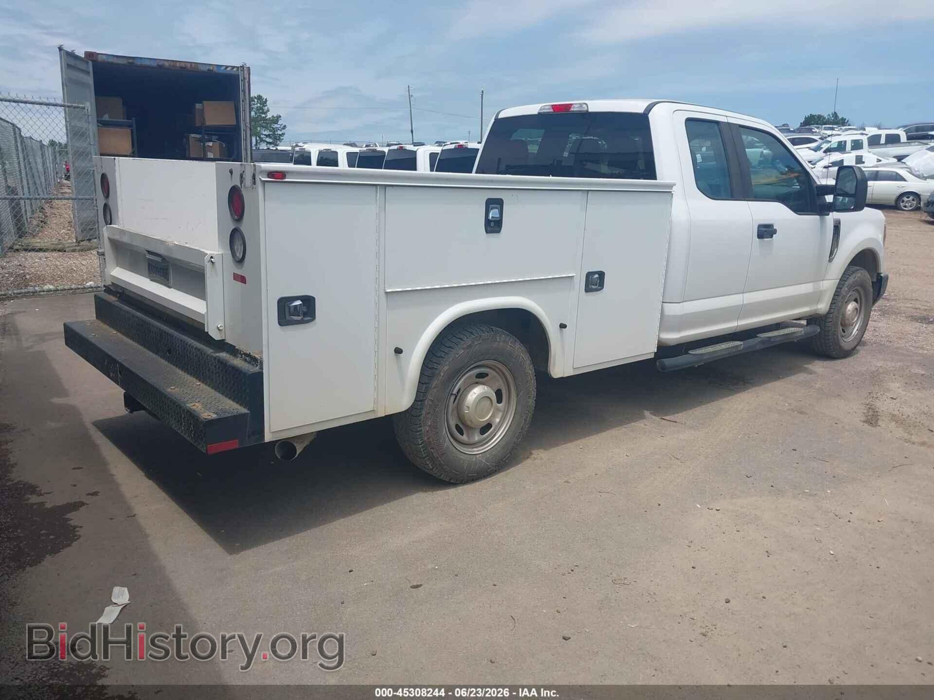 2017 FORD F-250 - VIN: 1FD7X2A65HEE07427 - Фото 4