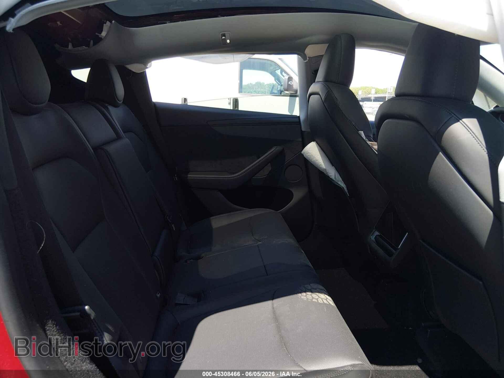 2026 TESLA MODEL Y - VIN: 7SAYGDEE8TA405331 - Фото 8