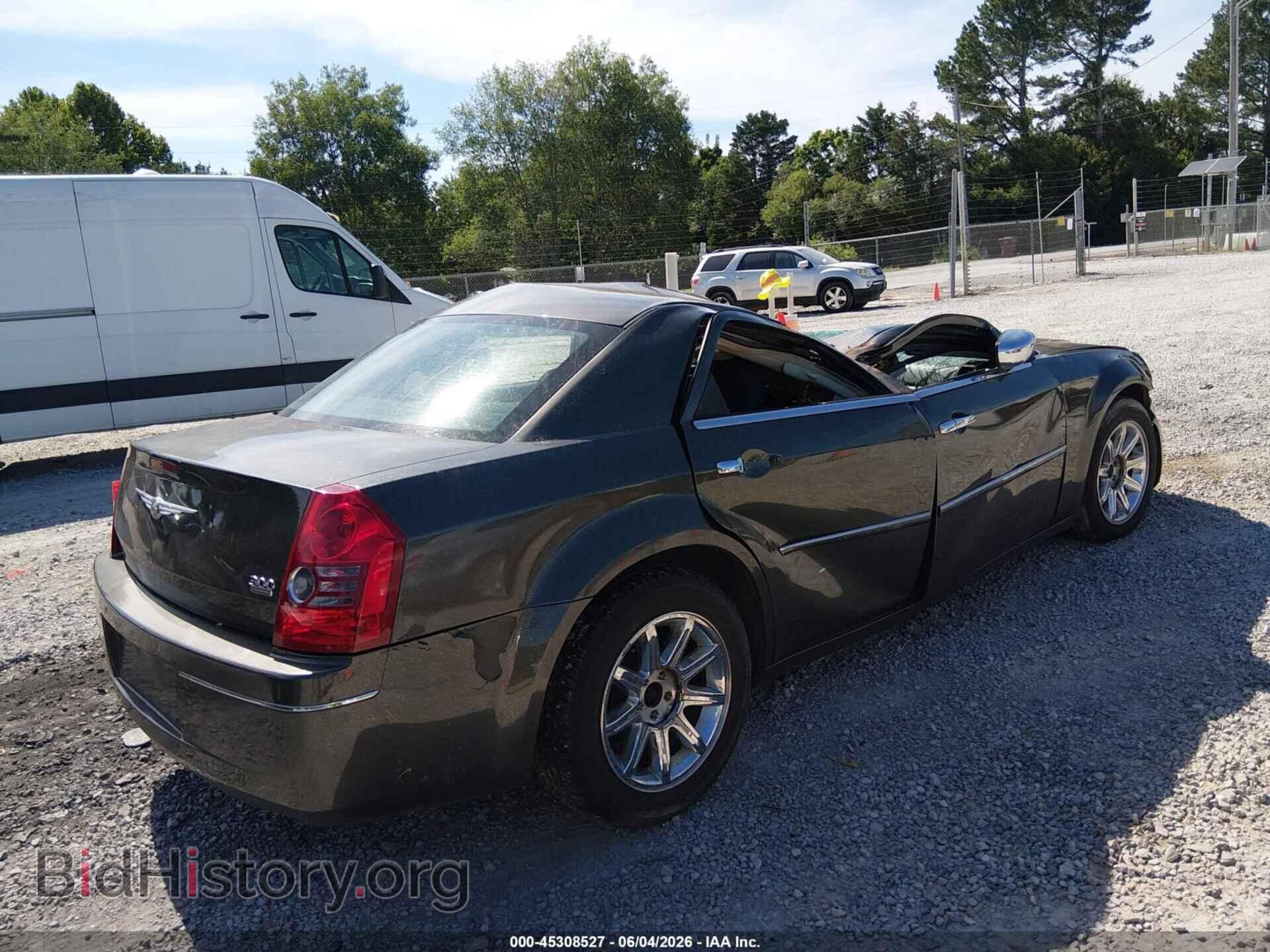 2010 CHRYSLER 300 - VIN: 2C3CA4CD0AH196071 - Фото 4