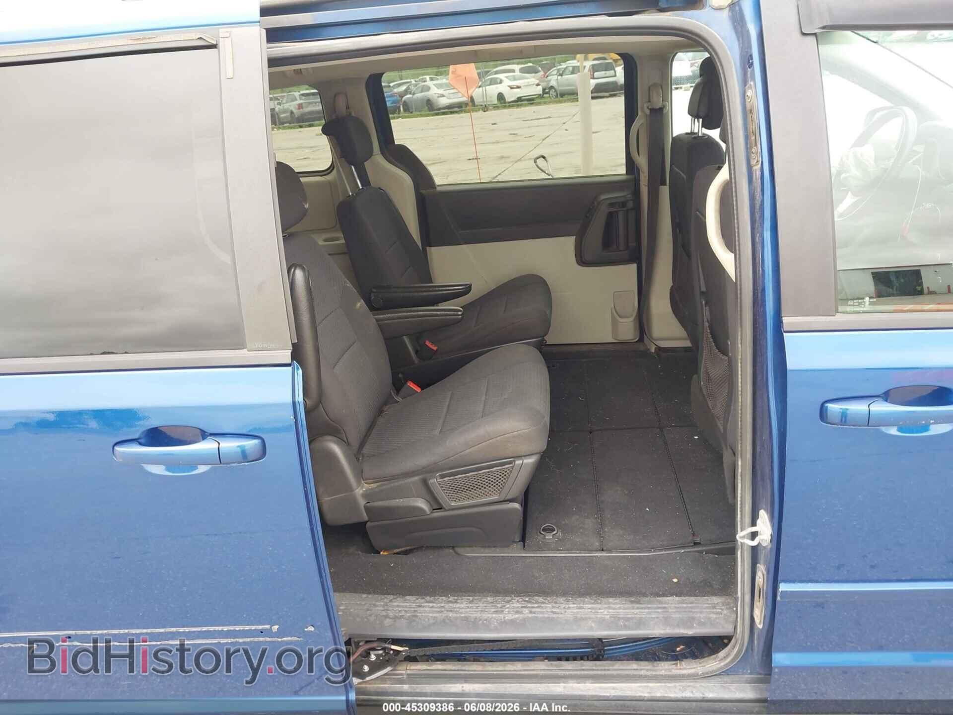 2010 DODGE GRAND CARAVAN - VIN: 2D4RN3D11AR332102 - Фото 8