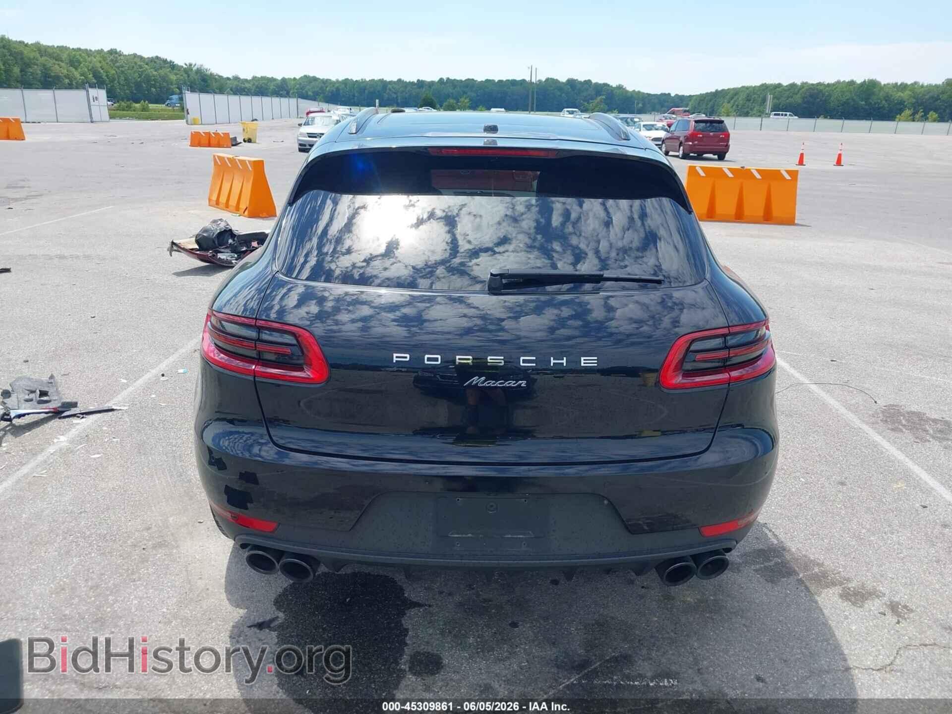 2018 PORSCHE MACAN - VIN: WP1AA2A51JLB16880 - Photo 16
