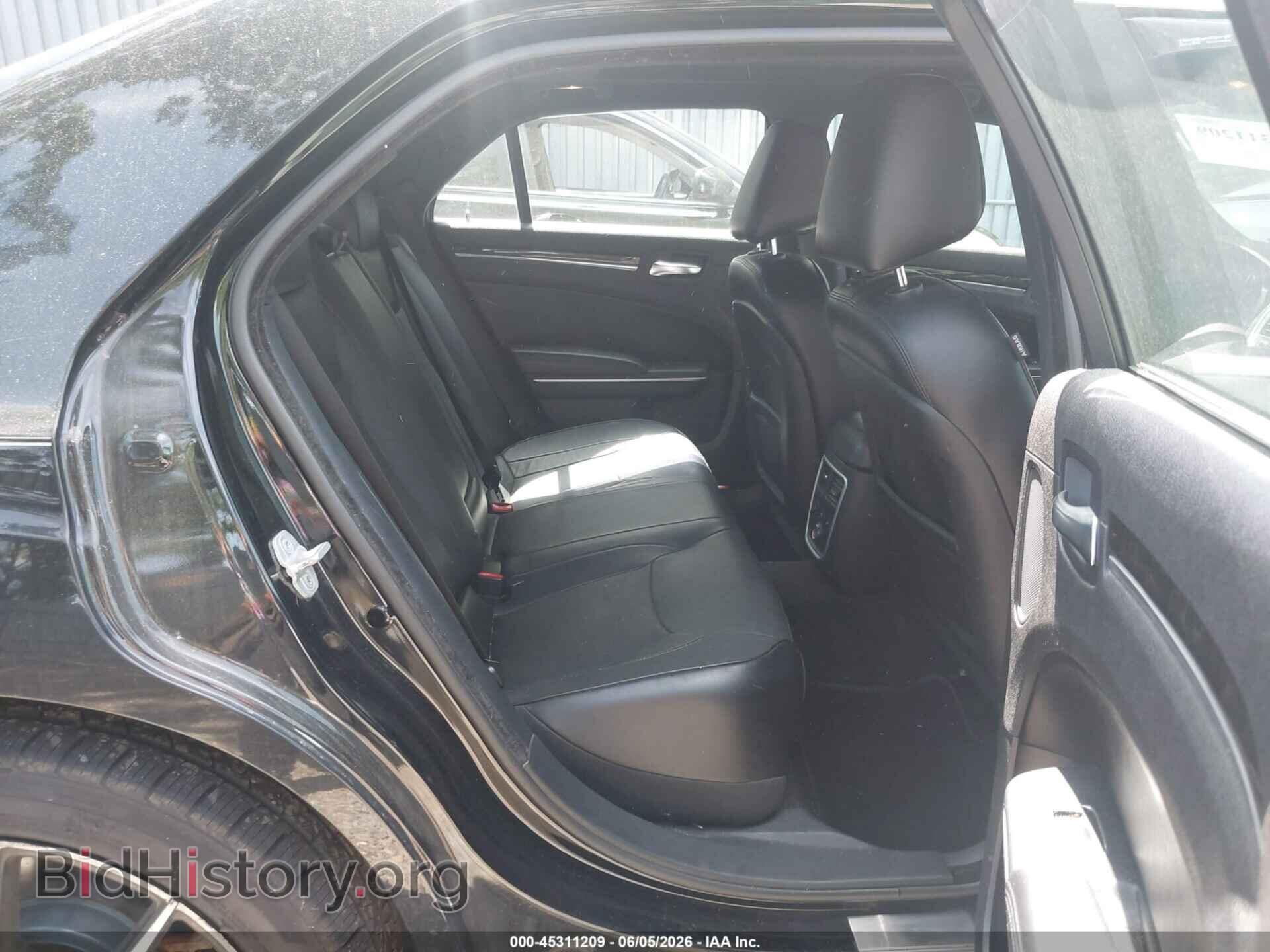 2013 CHRYSLER 300C - VIN: 2C3CCAKT0DH505575 - Photo 8