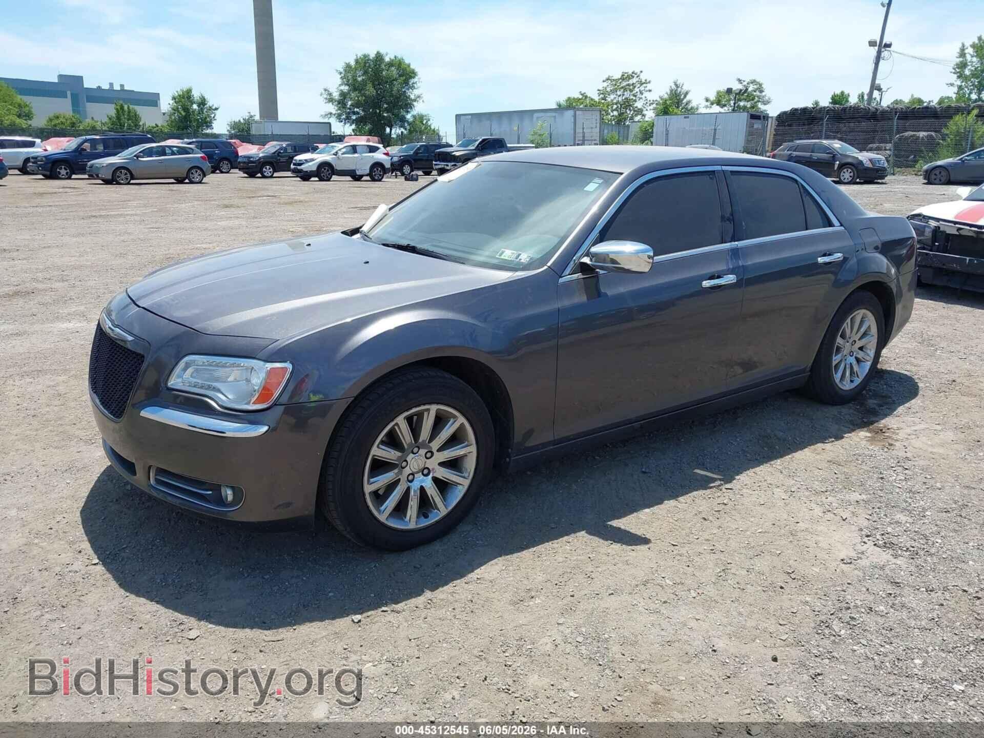 2013 CHRYSLER 300C - VIN: 2C3CCAET0DH650093 - Photo 2