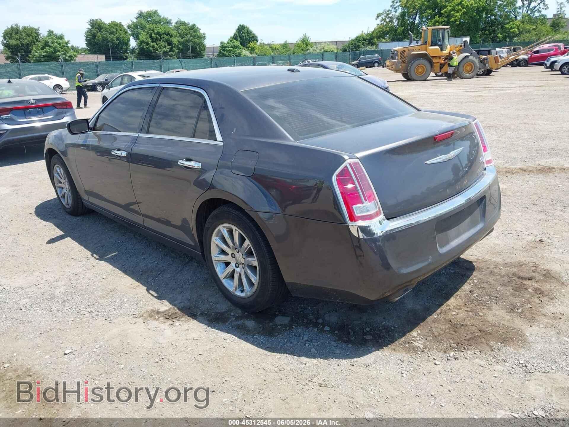 2013 CHRYSLER 300C - VIN: 2C3CCAET0DH650093 - Photo 3