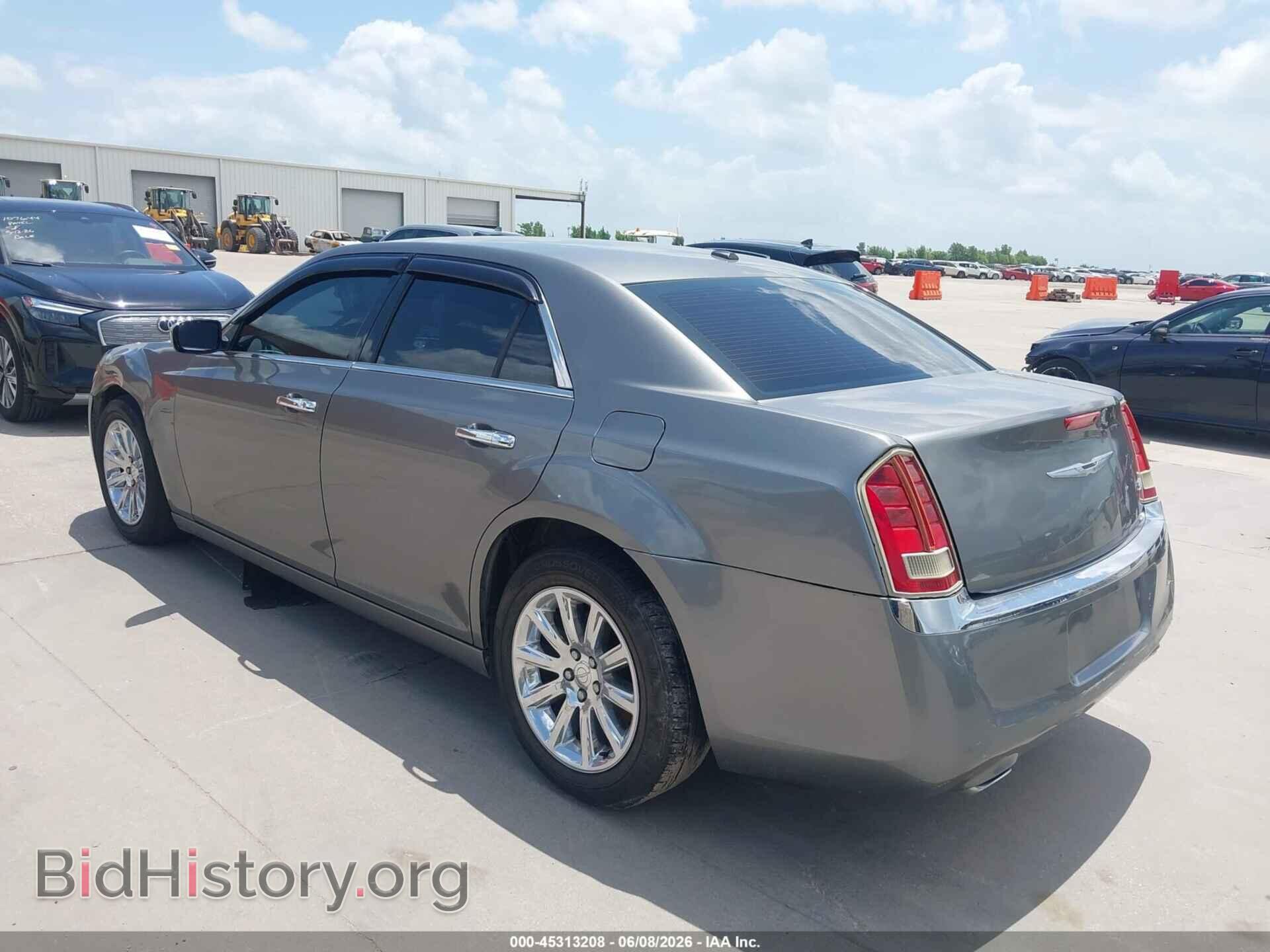 2012 CHRYSLER 300 - VIN: 2C3CCACG3CH205870 - Фото 3