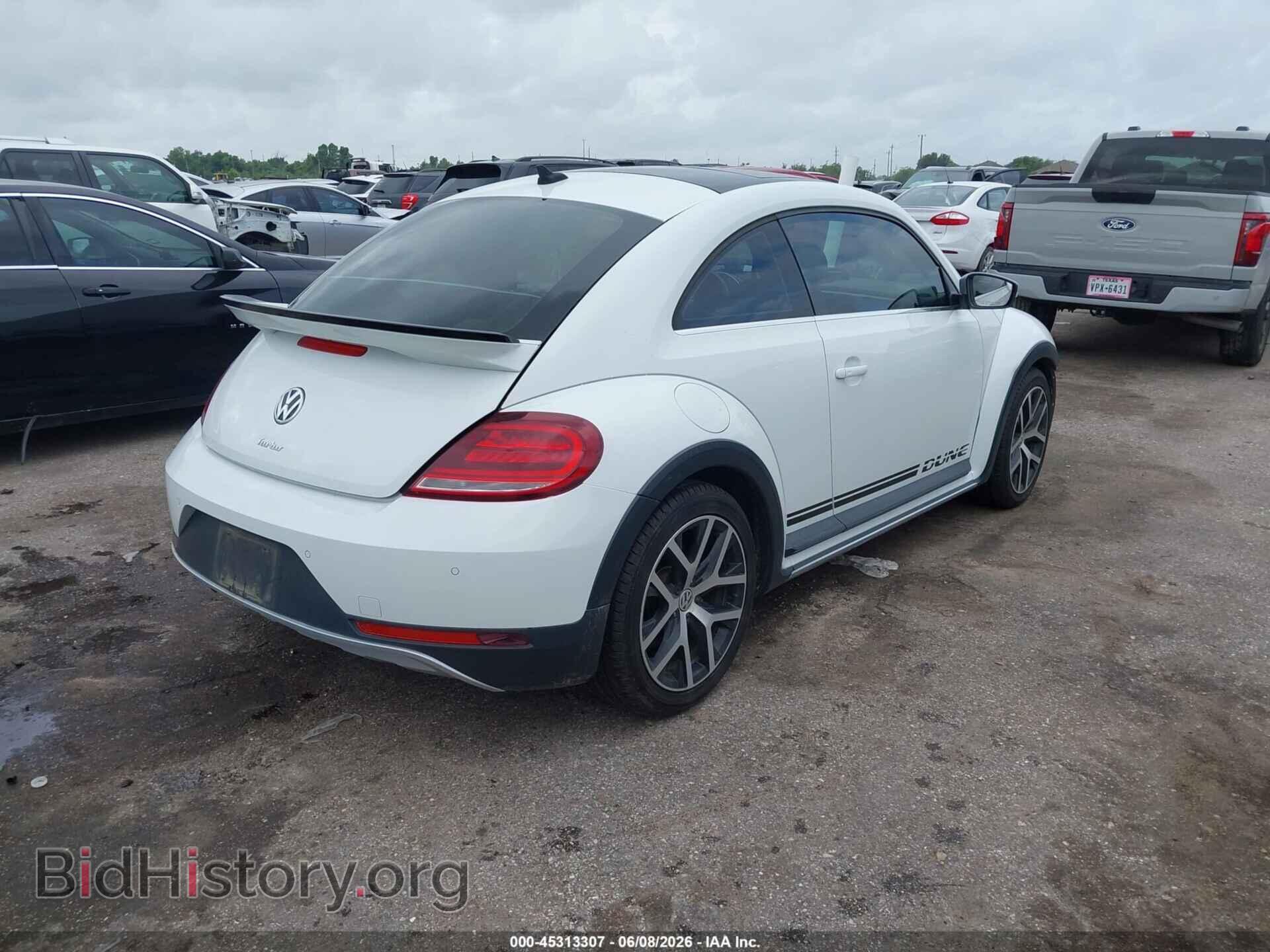 2017 VOLKSWAGEN BEETLE - VIN: 3VWS17AT4HM624932 - Фото 4