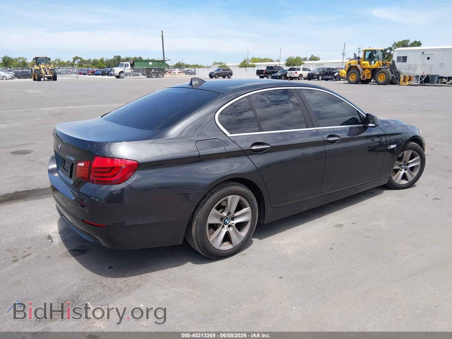 2011 BMW 528I - VIN: WBAFR1C53BC744901 - Фото 4