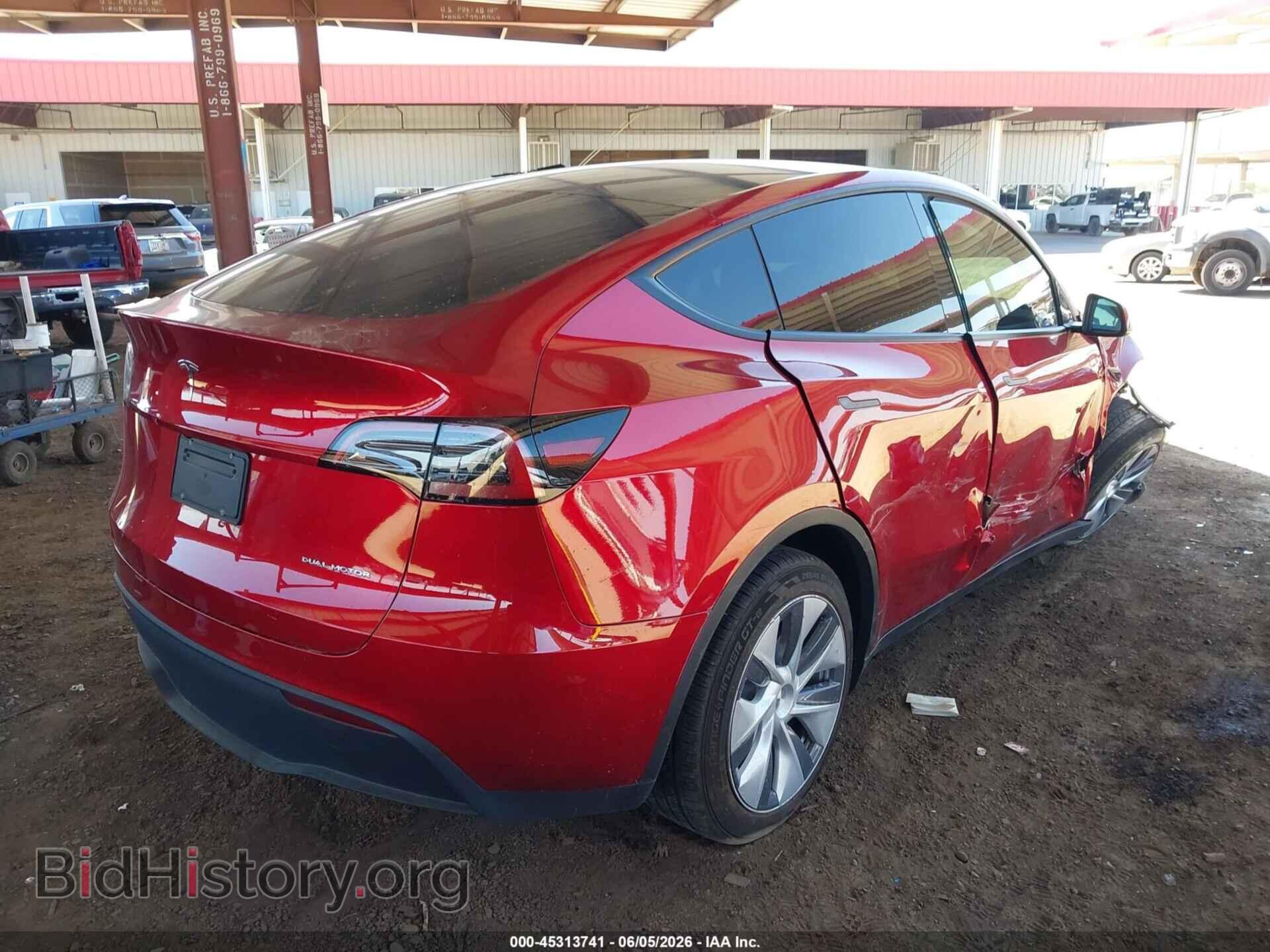 2024 TESLA MODEL Y - VIN: 7SAYGDEEXRA238317 - Фото 4
