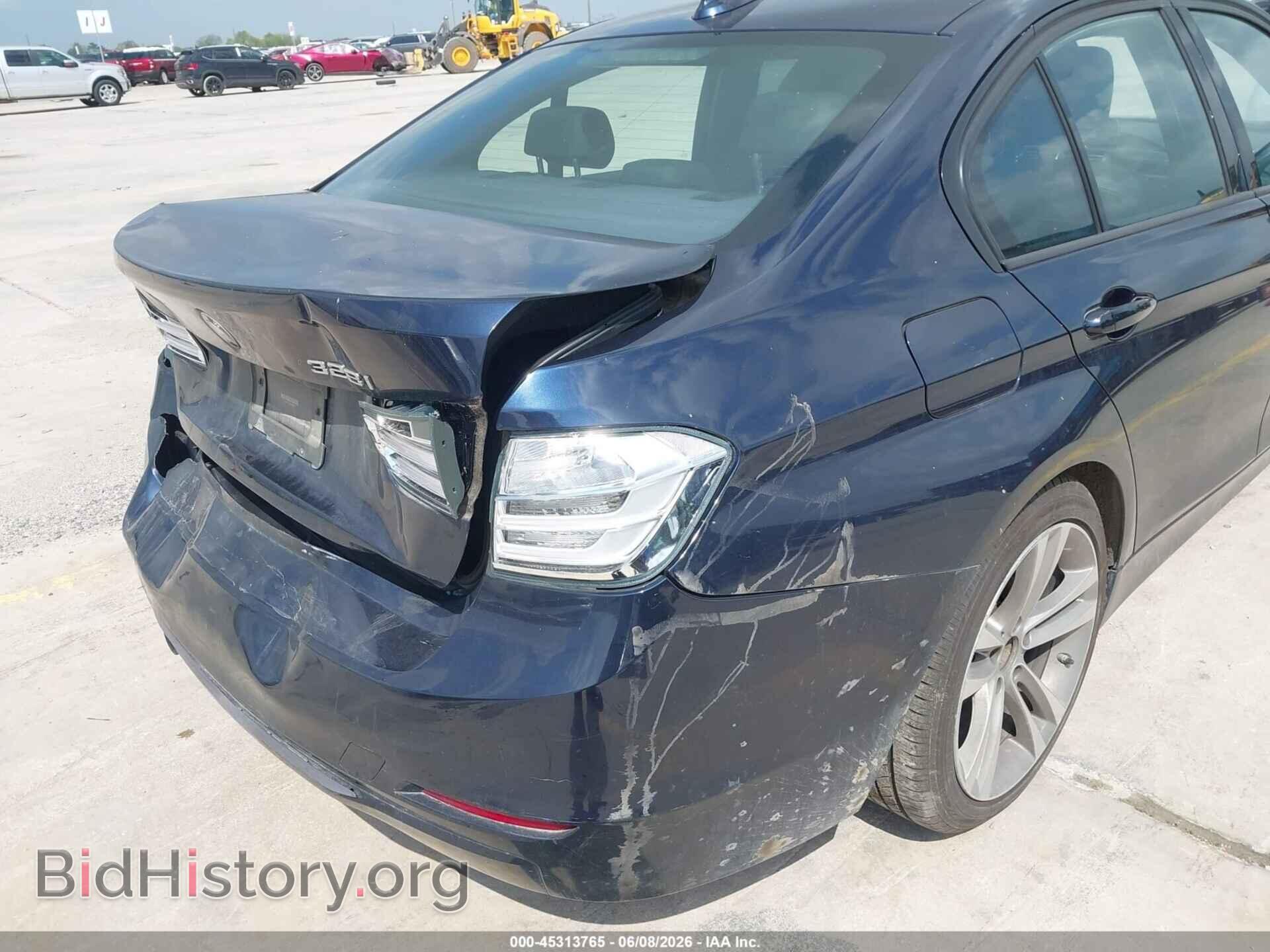 2012 BMW 328I - VIN: WBA3A5C53CF349571 - Photo 17