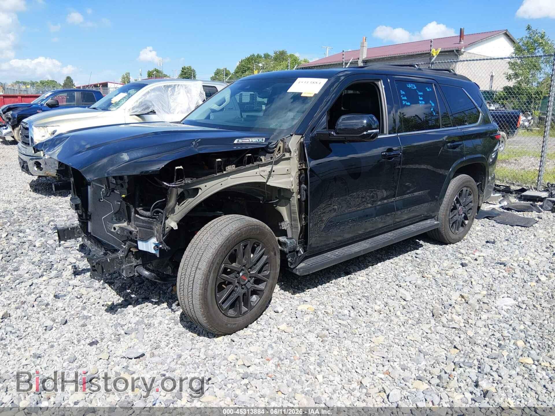 2024 TOYOTA SEQUOIA - VIN: 7SVAAABA7RX032449 - Фото 2