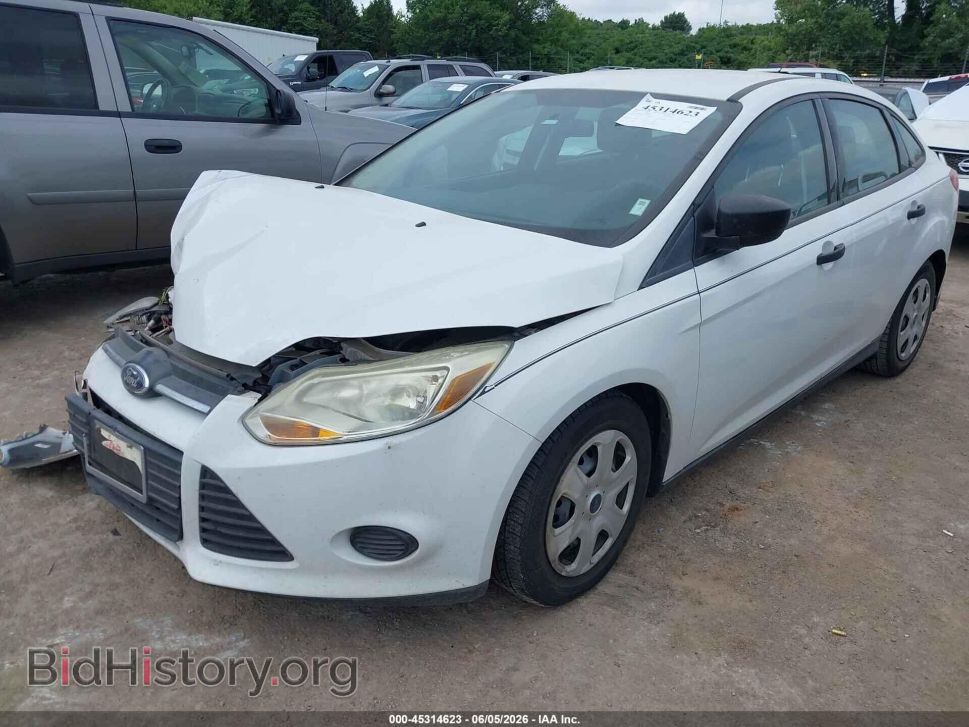2014 FORD FOCUS - VIN: 1FADP3E2XEL373468 - Фото 2