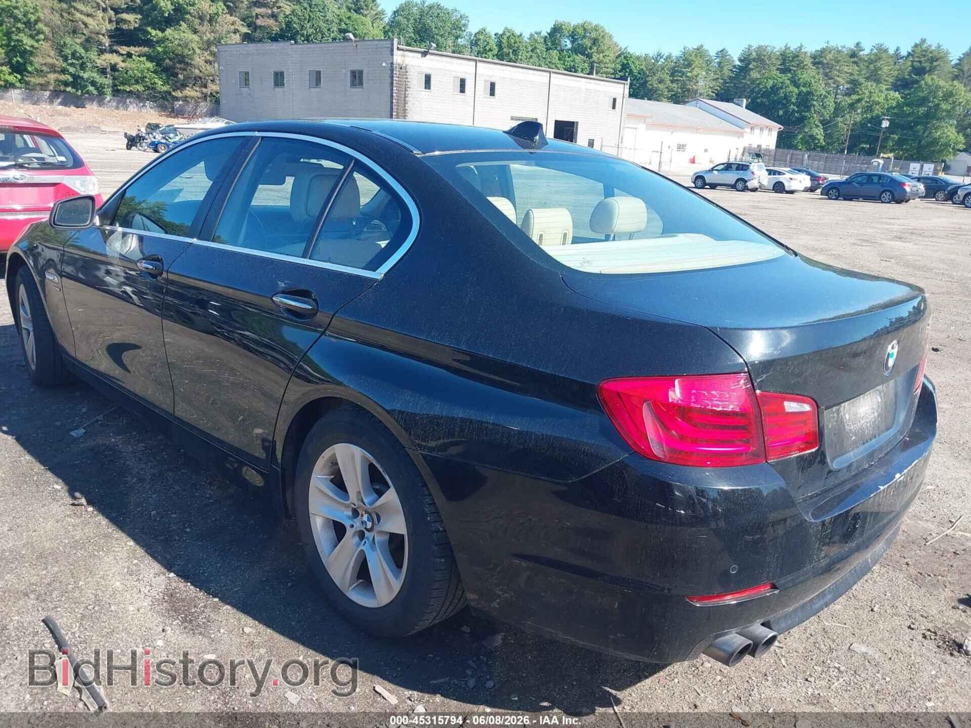 2012 BMW 528I - VIN: WBAXH5C50CDW06484 - Фото 3