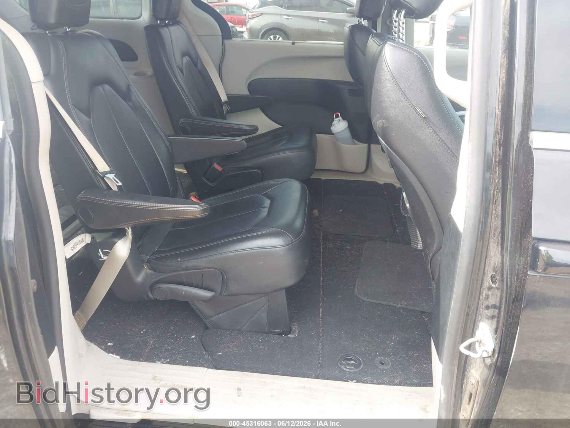 2017 CHRYSLER PACIFICA - VIN: 2C4RC1BG7HR702333 - Photo 8