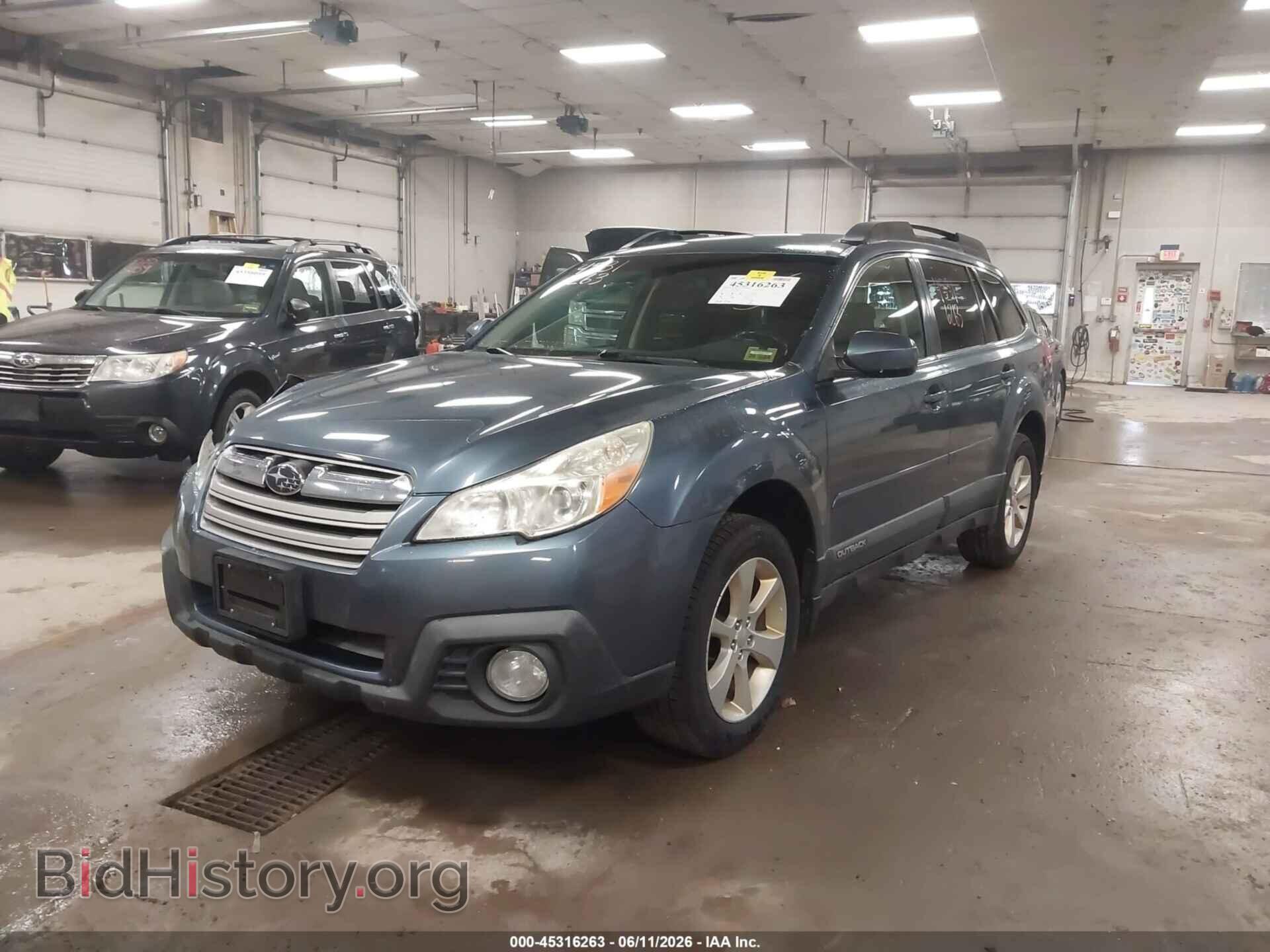 2013 SUBARU OUTBACK - VIN: 4S4BRBCC8D3245239 - Photo 2